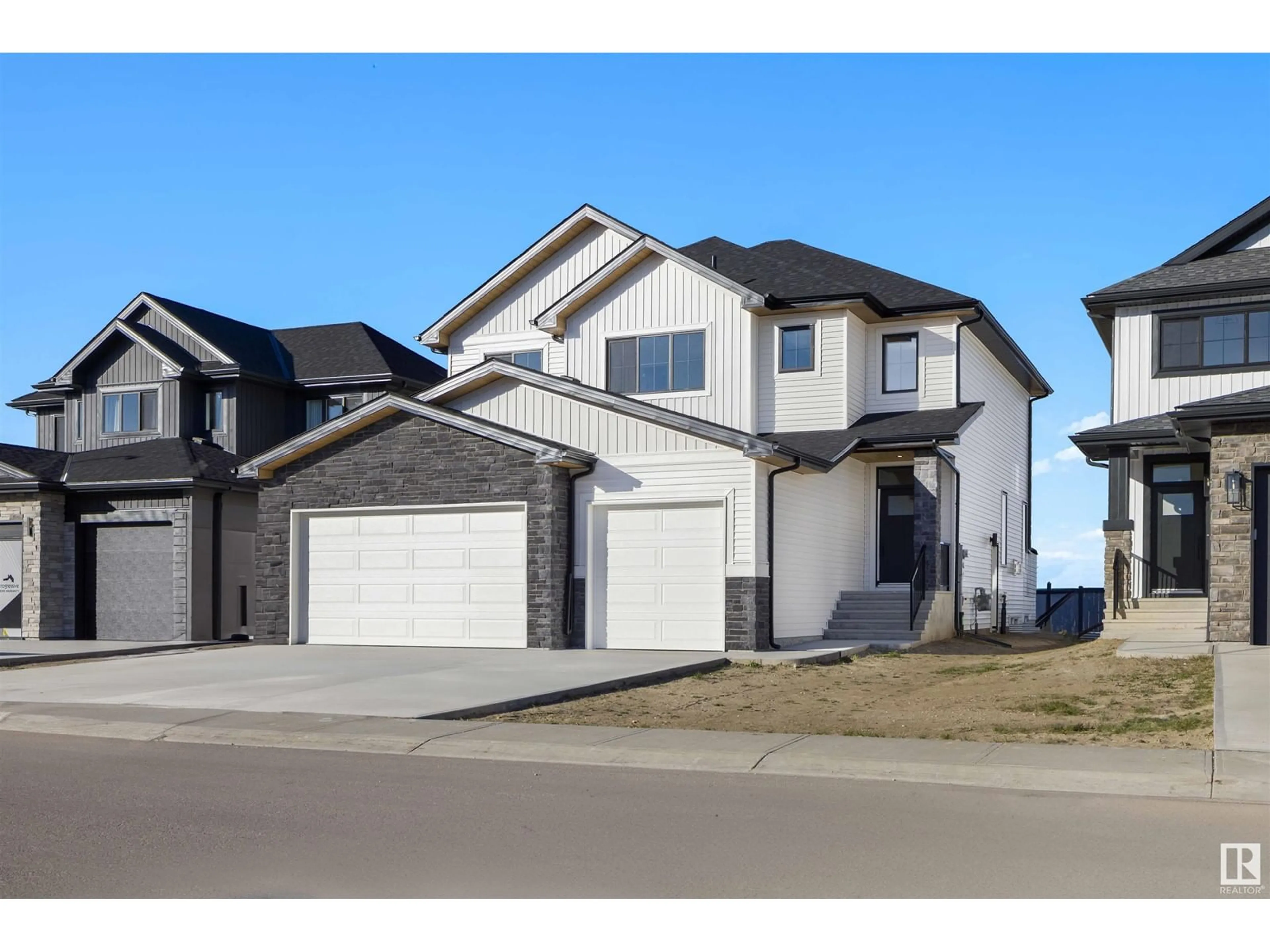 Frontside or backside of a home, the street view for 39 DARBY CR, Spruce Grove Alberta T7X0W9