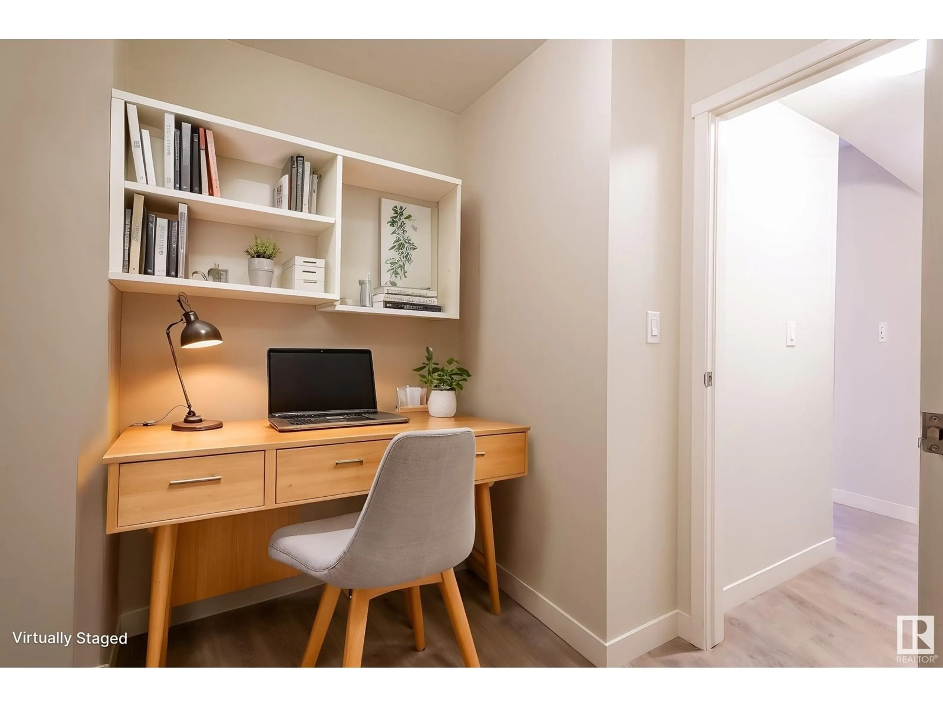 A pic of a room, wood floors for #1303 10410 102 AV NW, Edmonton Alberta T5J0E9