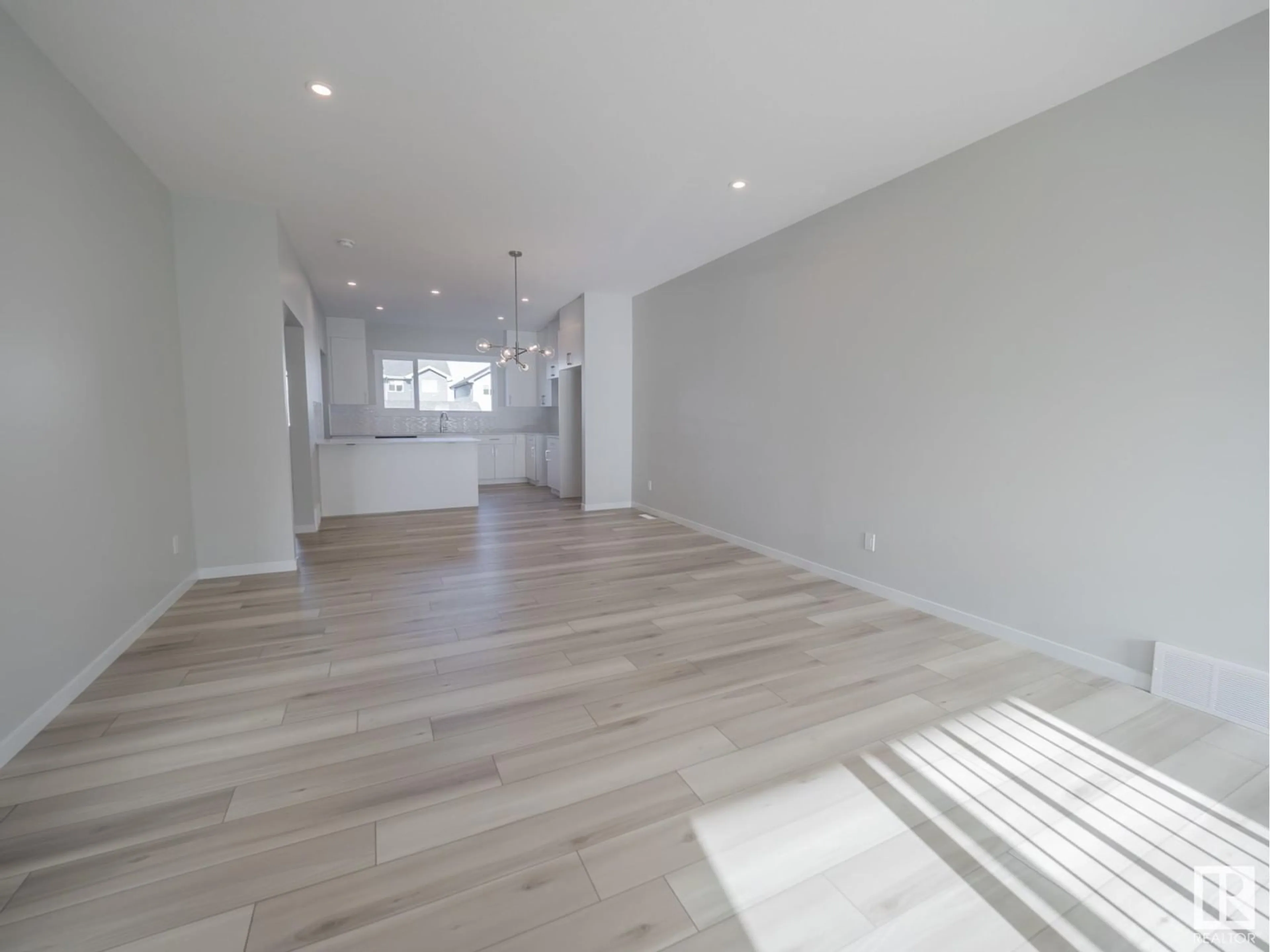 A pic of a room, wood floors for 7178 177A AV NW, Edmonton Alberta T5Z0T8