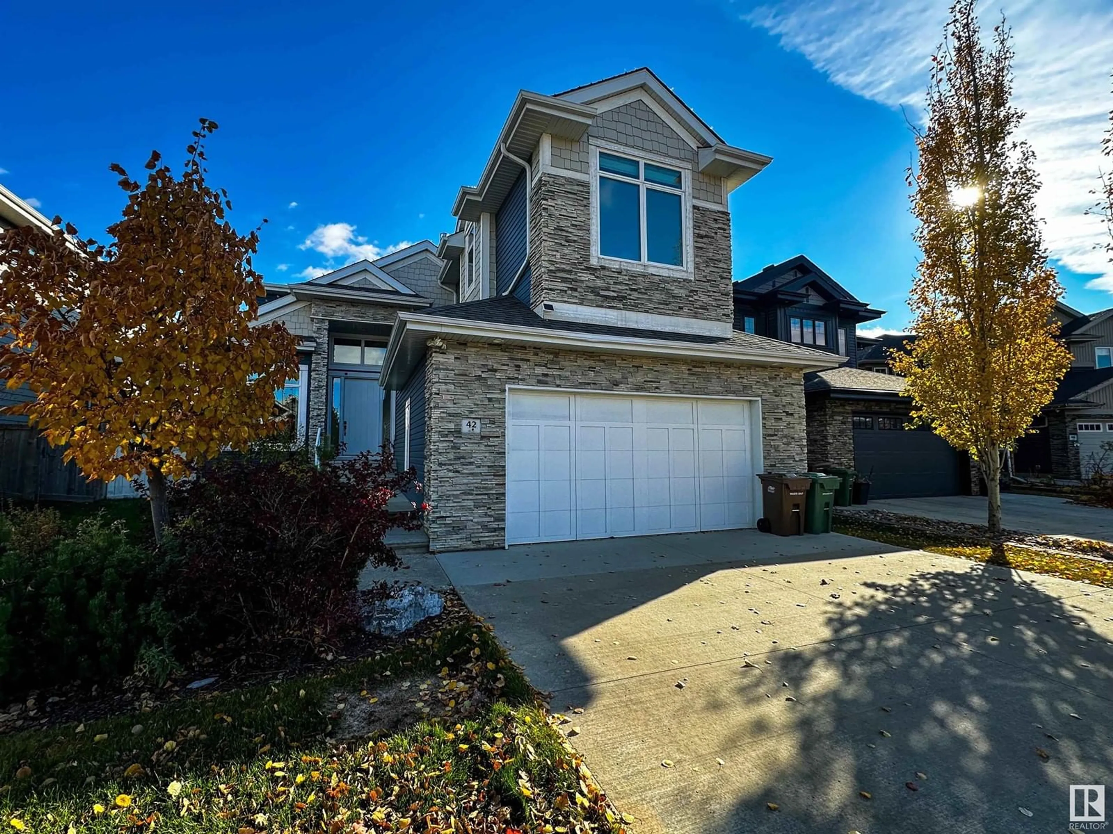 Frontside or backside of a home, the street view for 42 ENCHANTED WAY, St. Albert Alberta T8N7R7