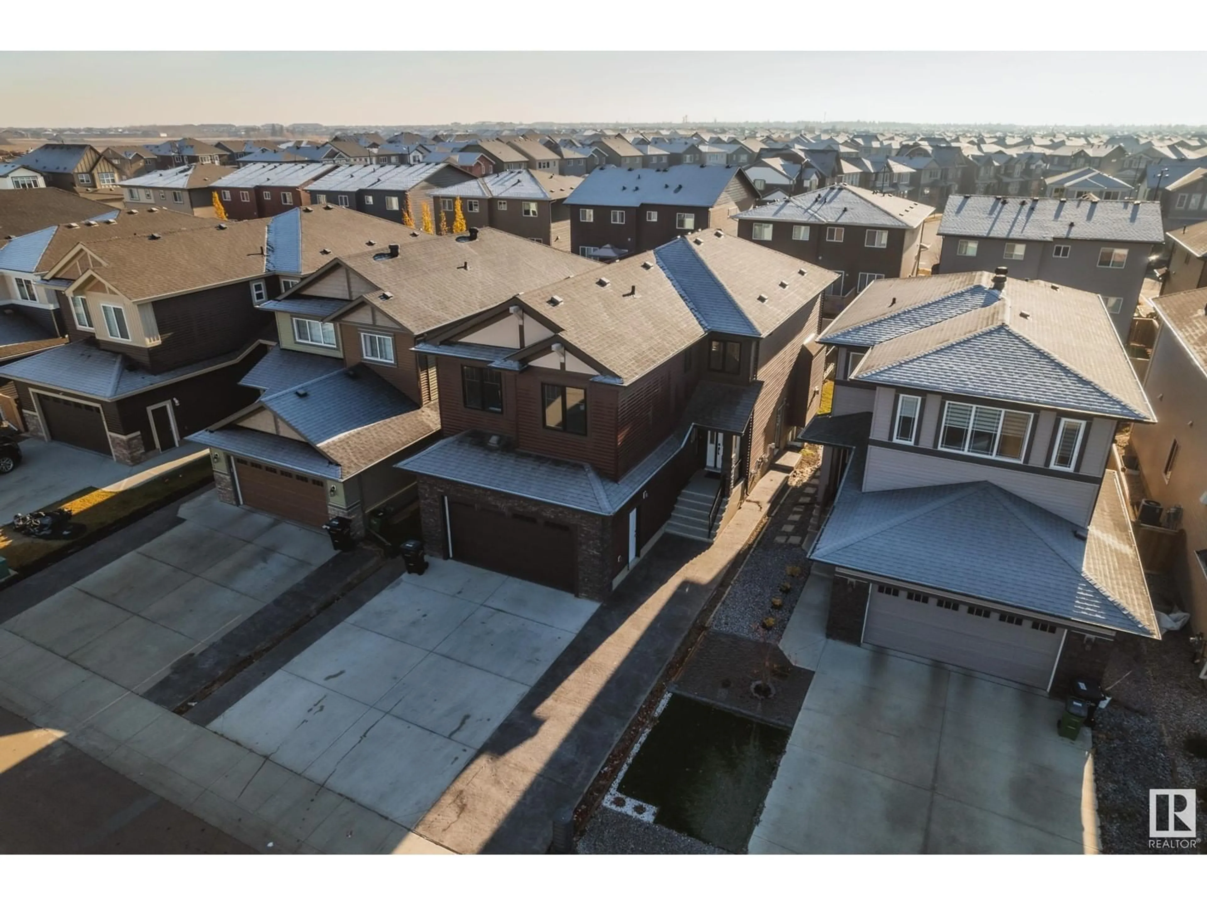 A pic from exterior of the house or condo, the street view for 7731 176 AV NW, Edmonton Alberta T5Z0E2