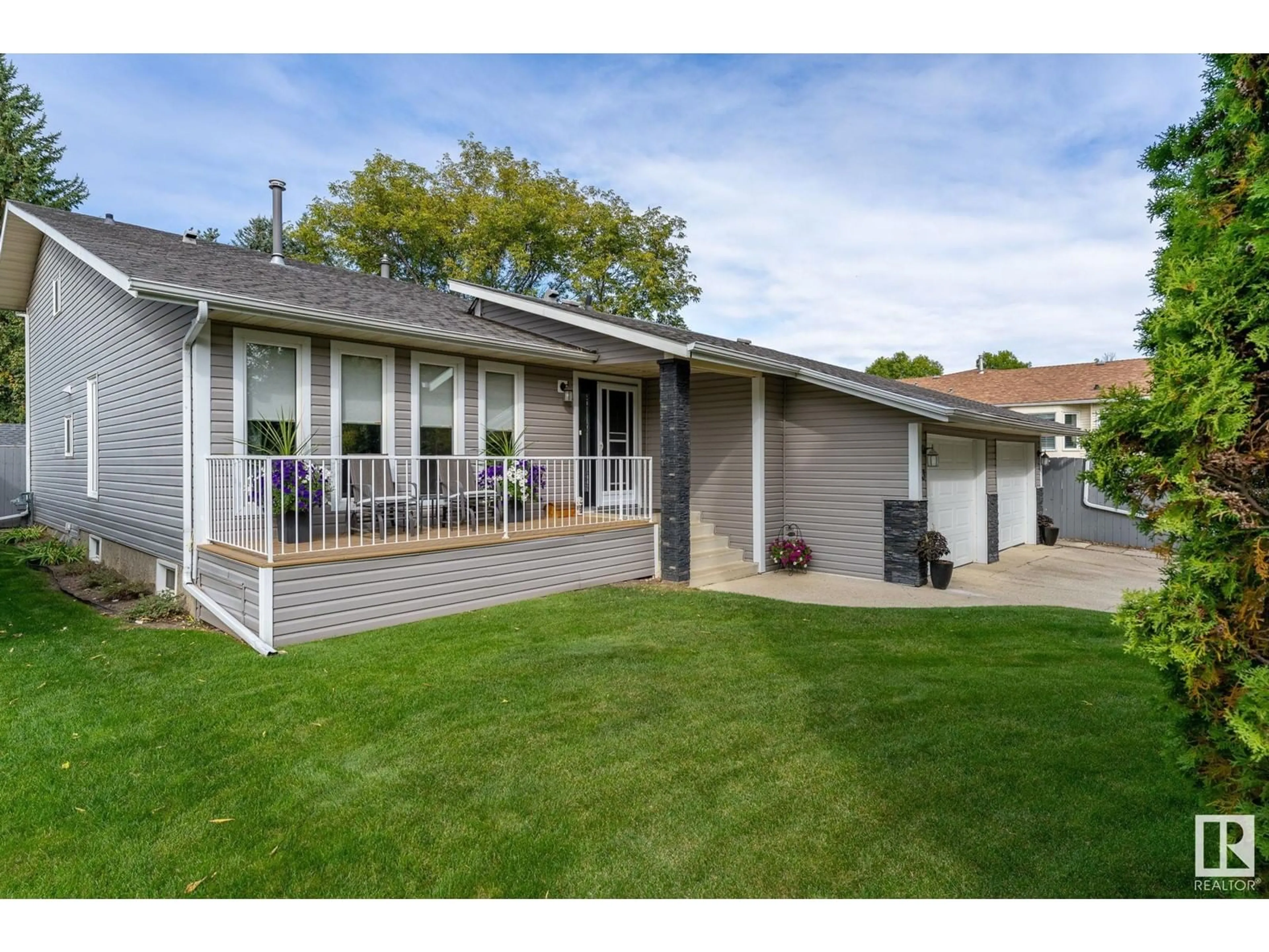 Frontside or backside of a home, cottage for 3 WHITEHALL CR, St. Albert Alberta T8N3G3