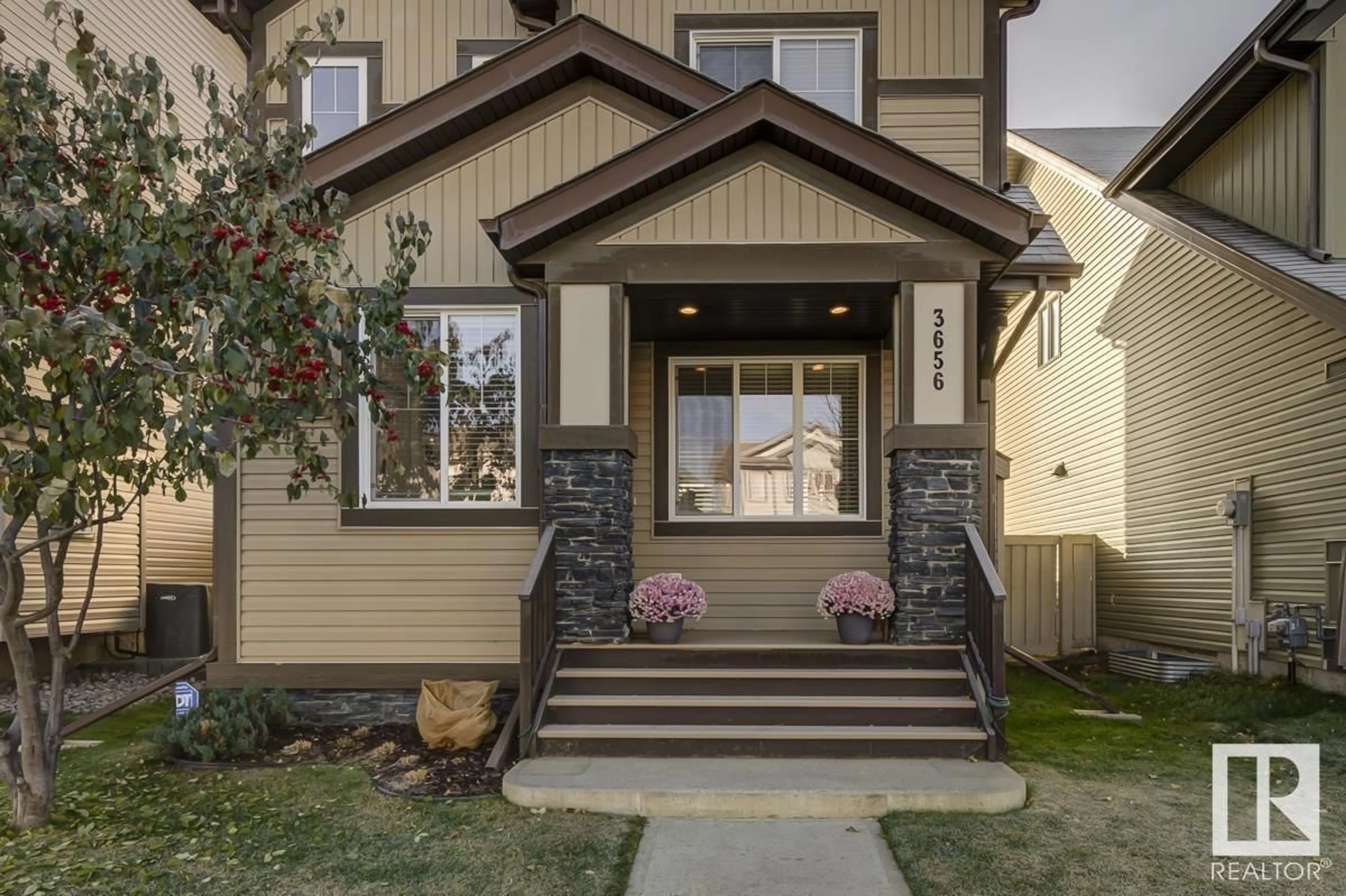 Frontside or backside of a home, cottage for 3656 ATKINSON LO SW, Edmonton Alberta T6W0X1