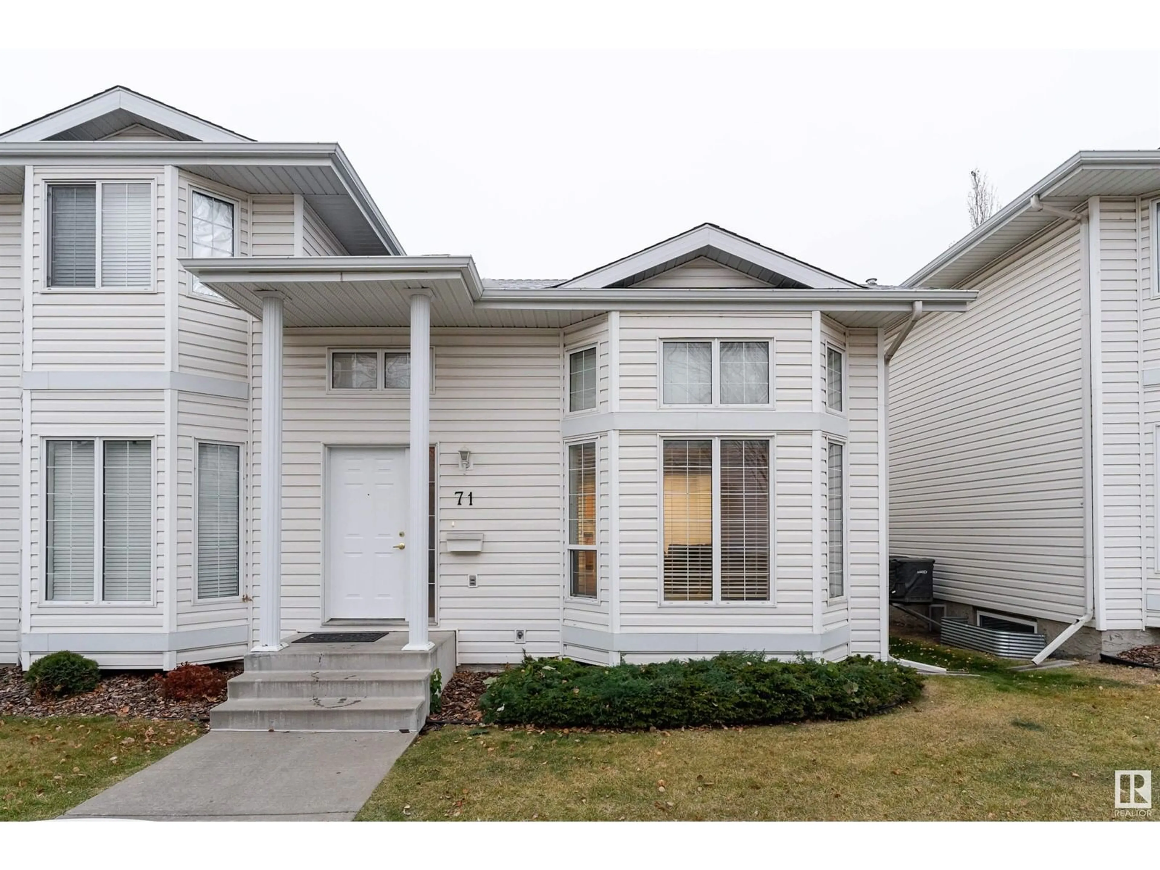 A pic from exterior of the house or condo, cottage for #71 3380 28A AV NW, Edmonton Alberta T6T1V4