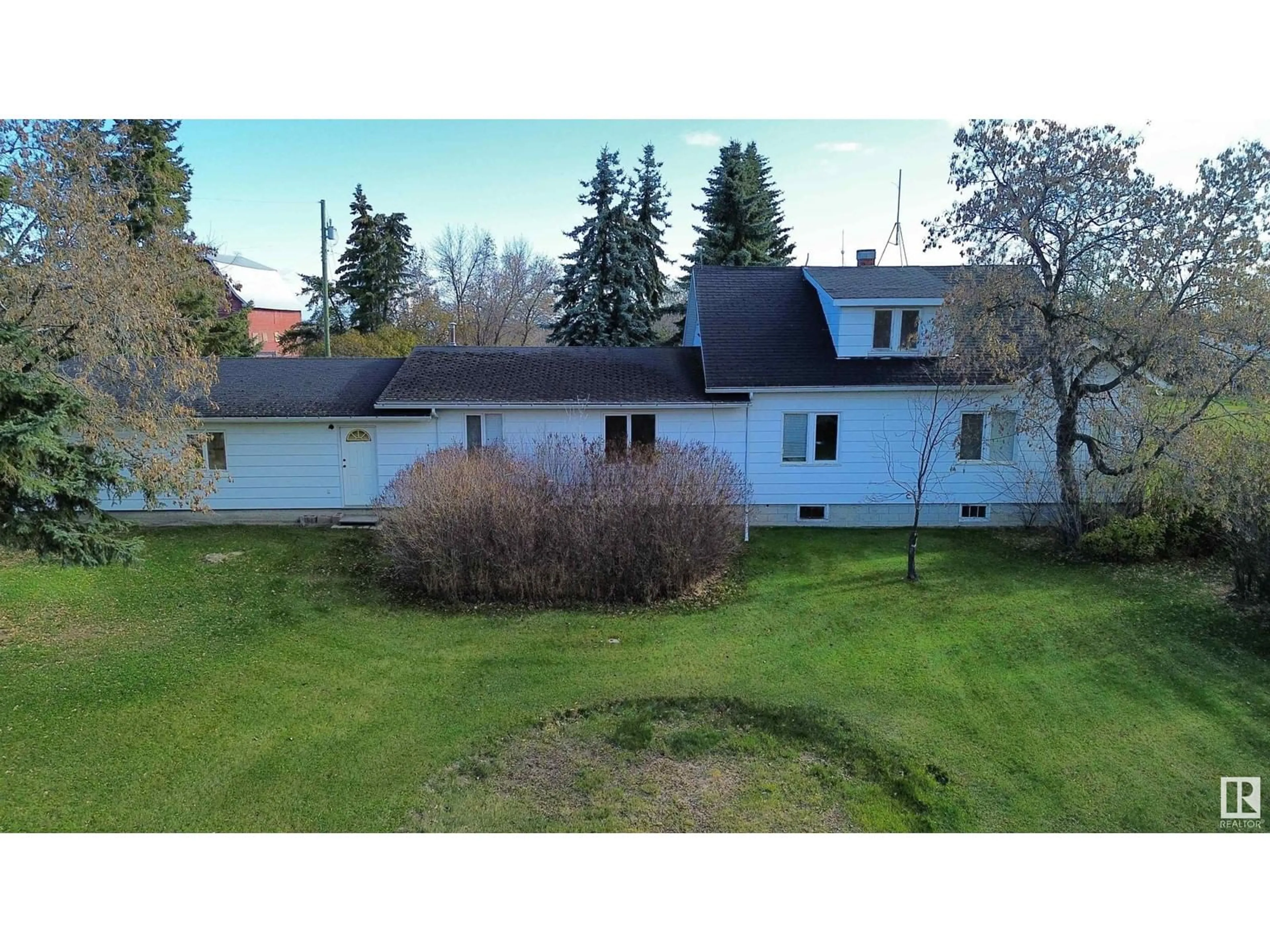 Frontside or backside of a home, cottage for 59229 RGE RD 142, Rural Smoky Lake County Alberta T0A3L0