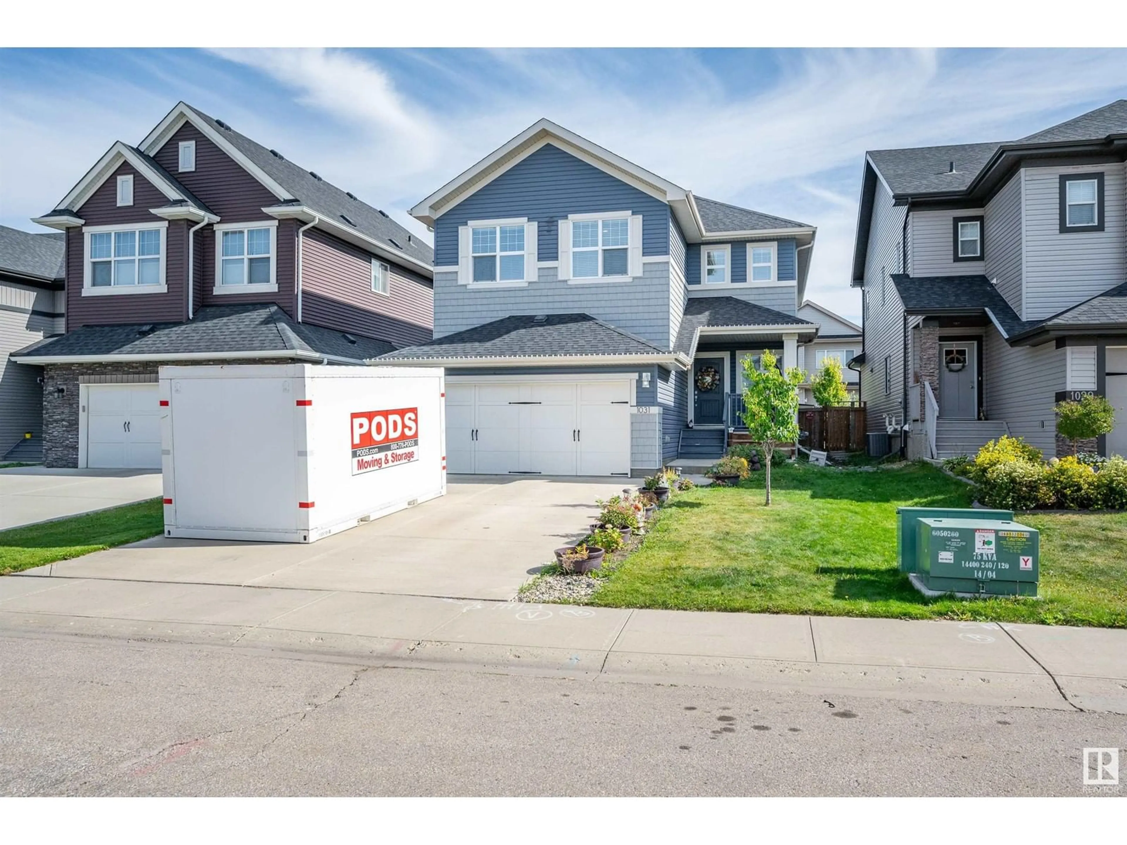 Frontside or backside of a home, the street view for 1031 ALLENDALE CR, Sherwood Park Alberta T8H0X6