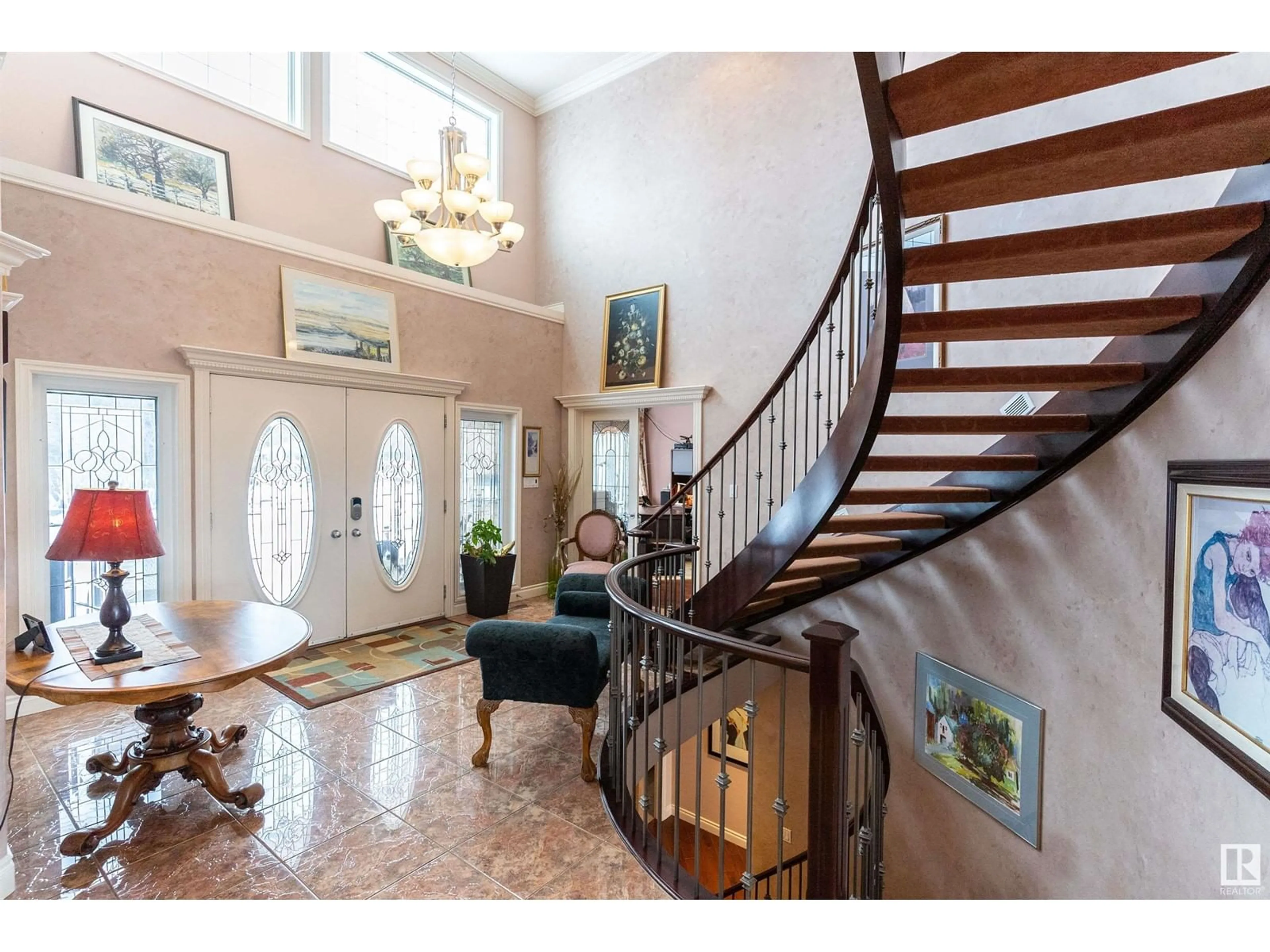 Indoor foyer for 4 - 52001 RGE RD 275, Rural Parkland County Alberta T7X3V2