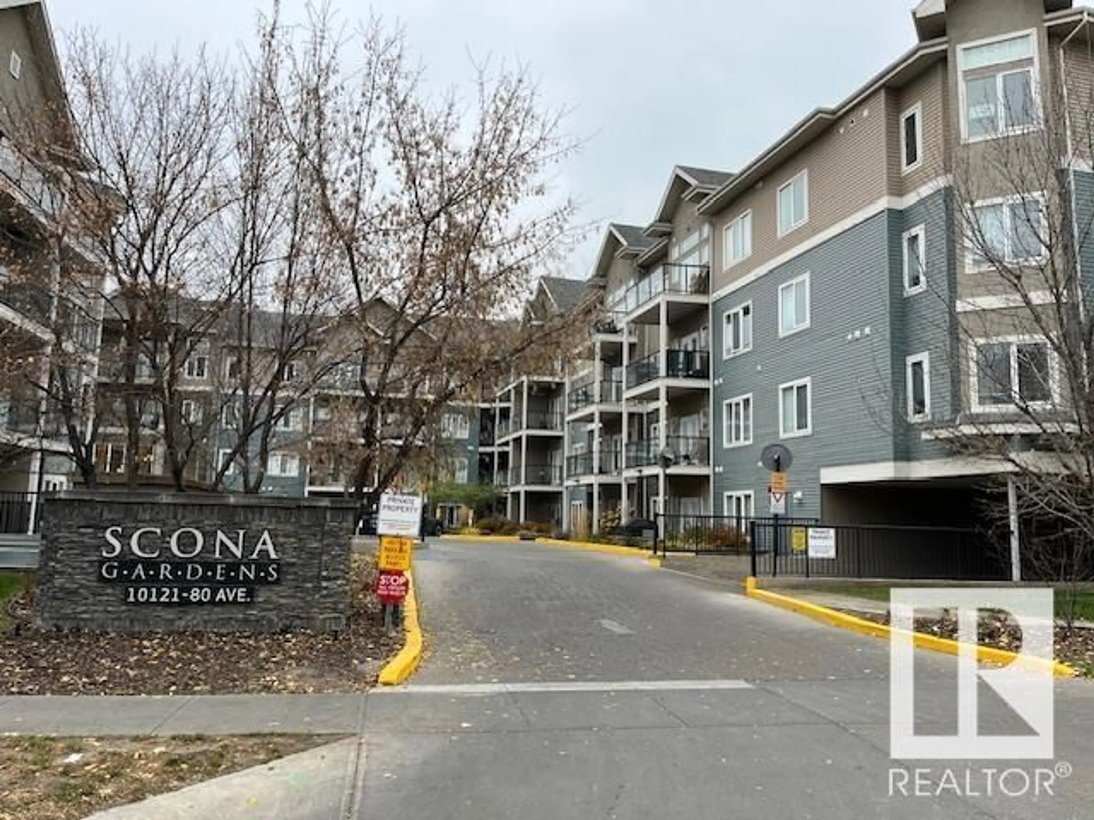 A pic from exterior of the house or condo, the front or back of building for #144 10121 80 AV NW, Edmonton Alberta T6E0B9