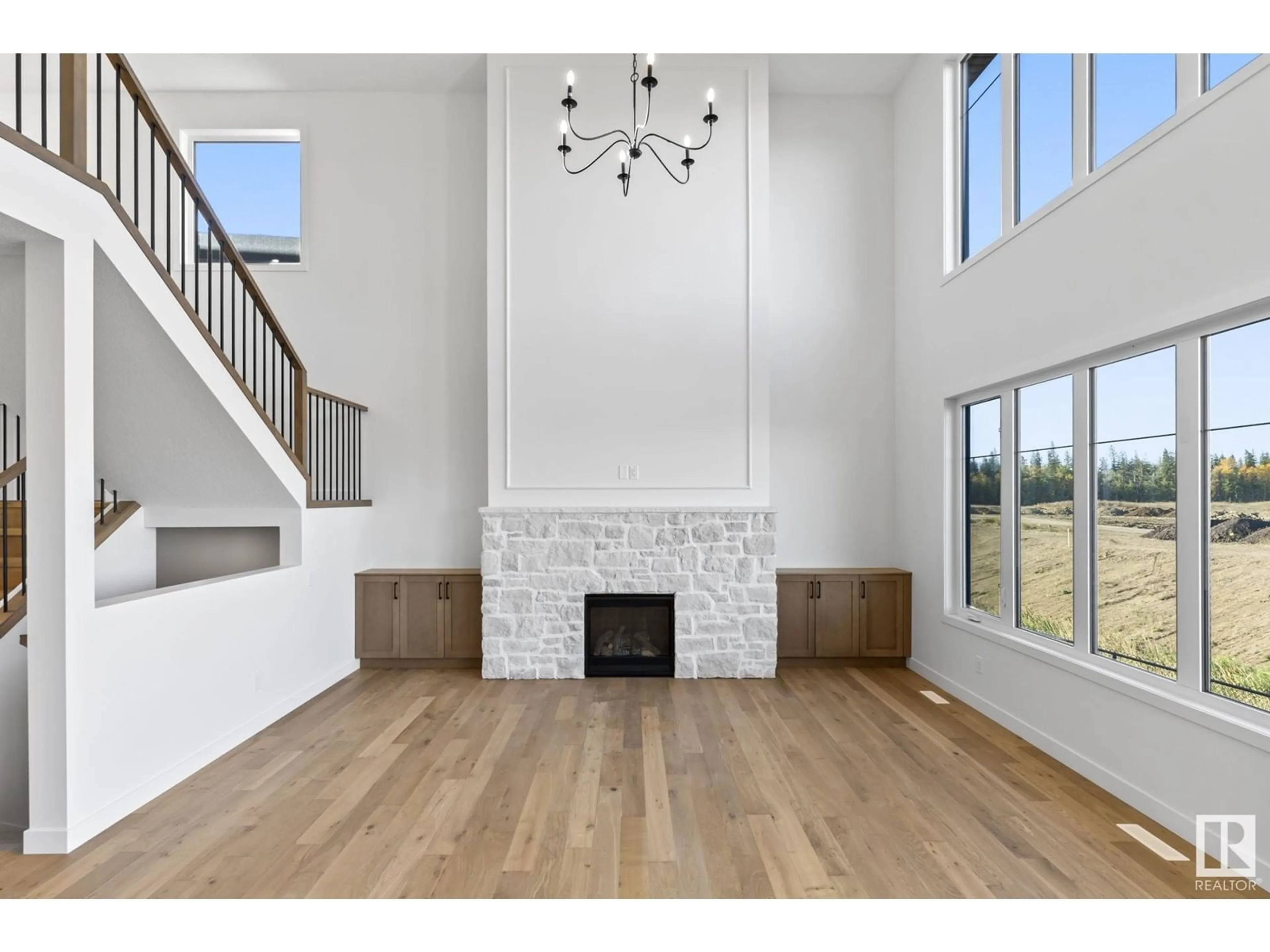 Indoor entryway, wood floors for 37 Rosewood WY, St. Albert Alberta T8N8B2