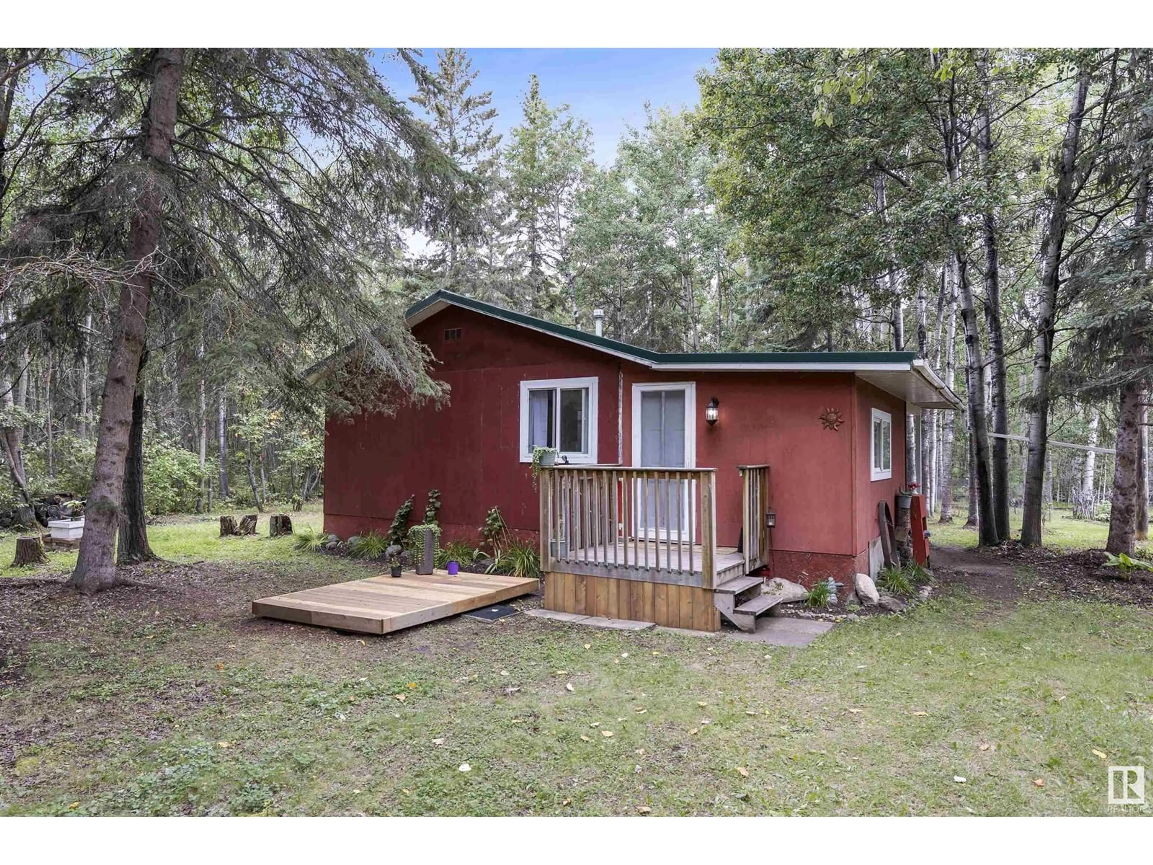 Shed for #406 54411 RGE RD 40, Rural Lac Ste. Anne County Alberta T0E0A0