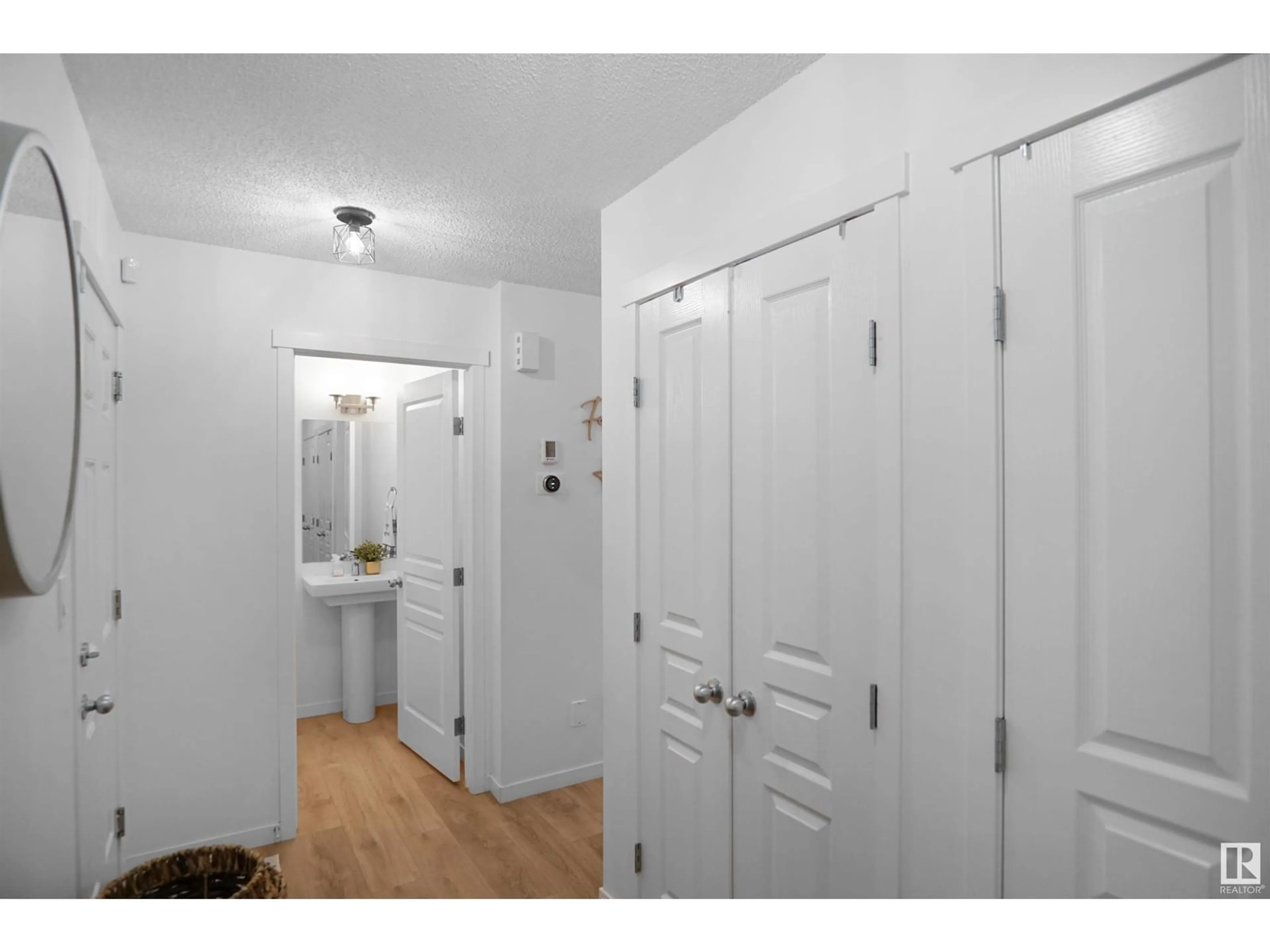 Indoor entryway, wood floors for 9516 227 ST NW, Edmonton Alberta T5T7H4