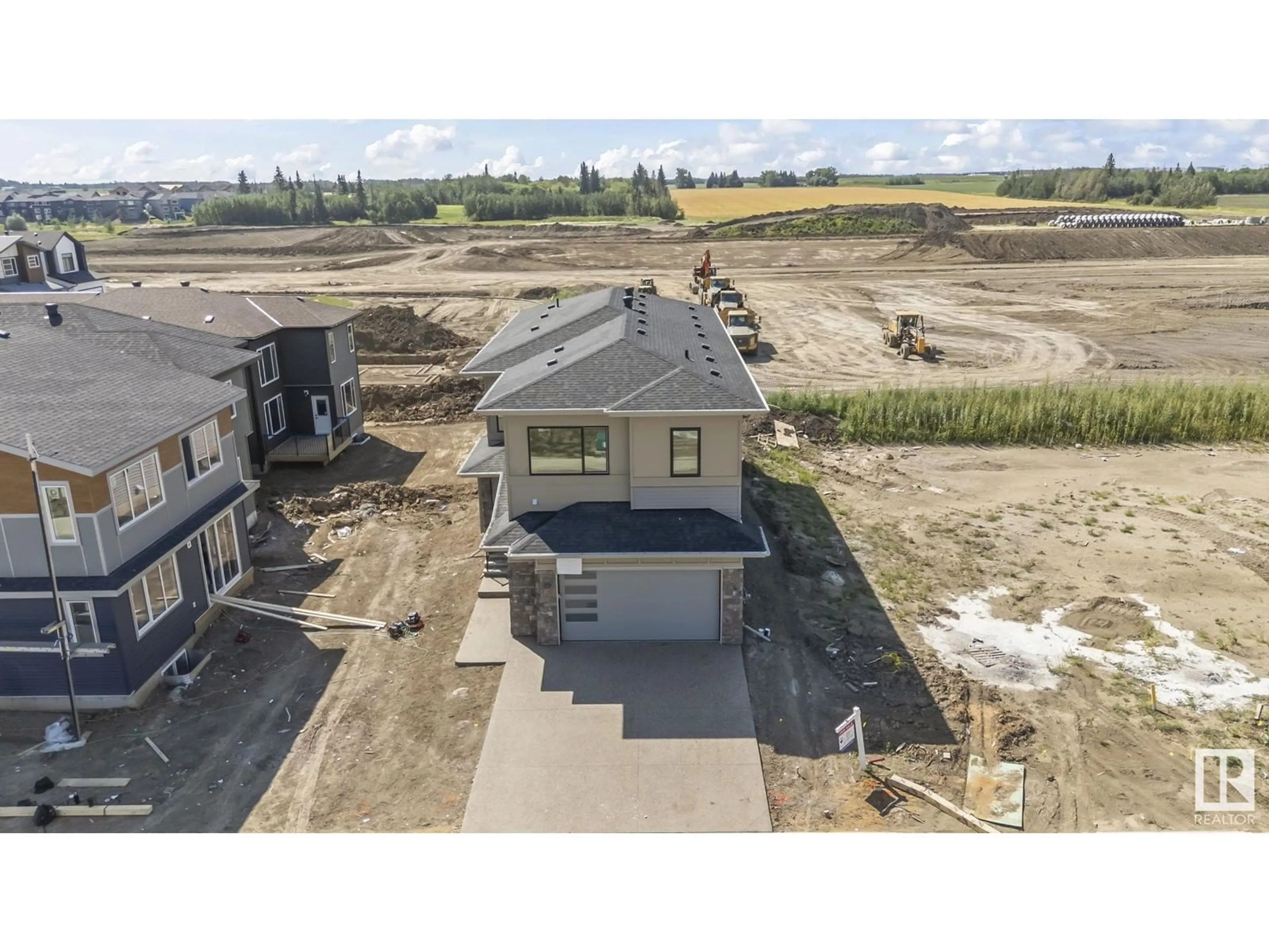 Frontside or backside of a home, the street view for 8404 MAYDAY LINK SW, Edmonton Alberta T6X0Y7