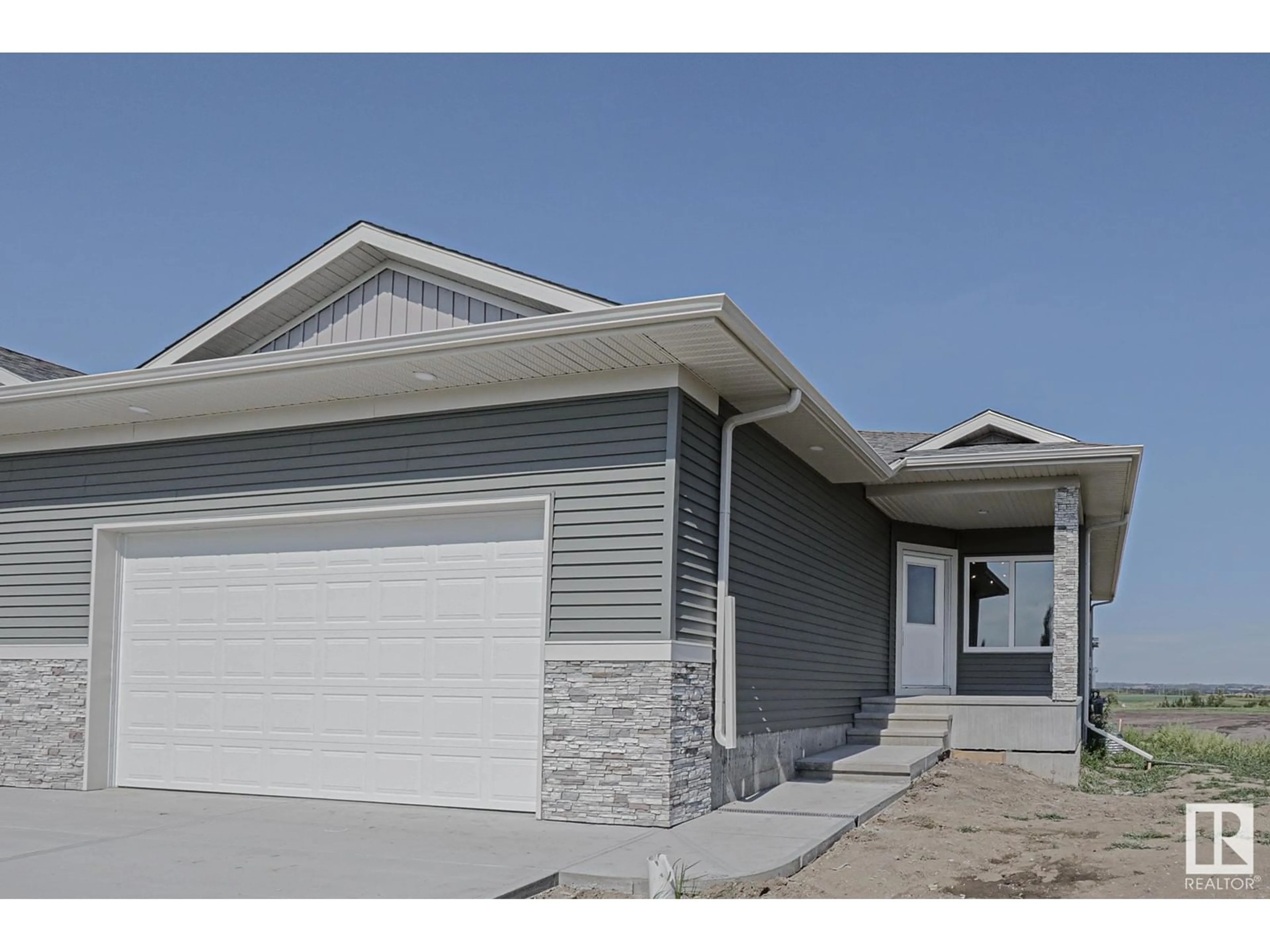 Frontside or backside of a home, the street view for #8 11 DALTON LI, Spruce Grove Alberta T7X2X8