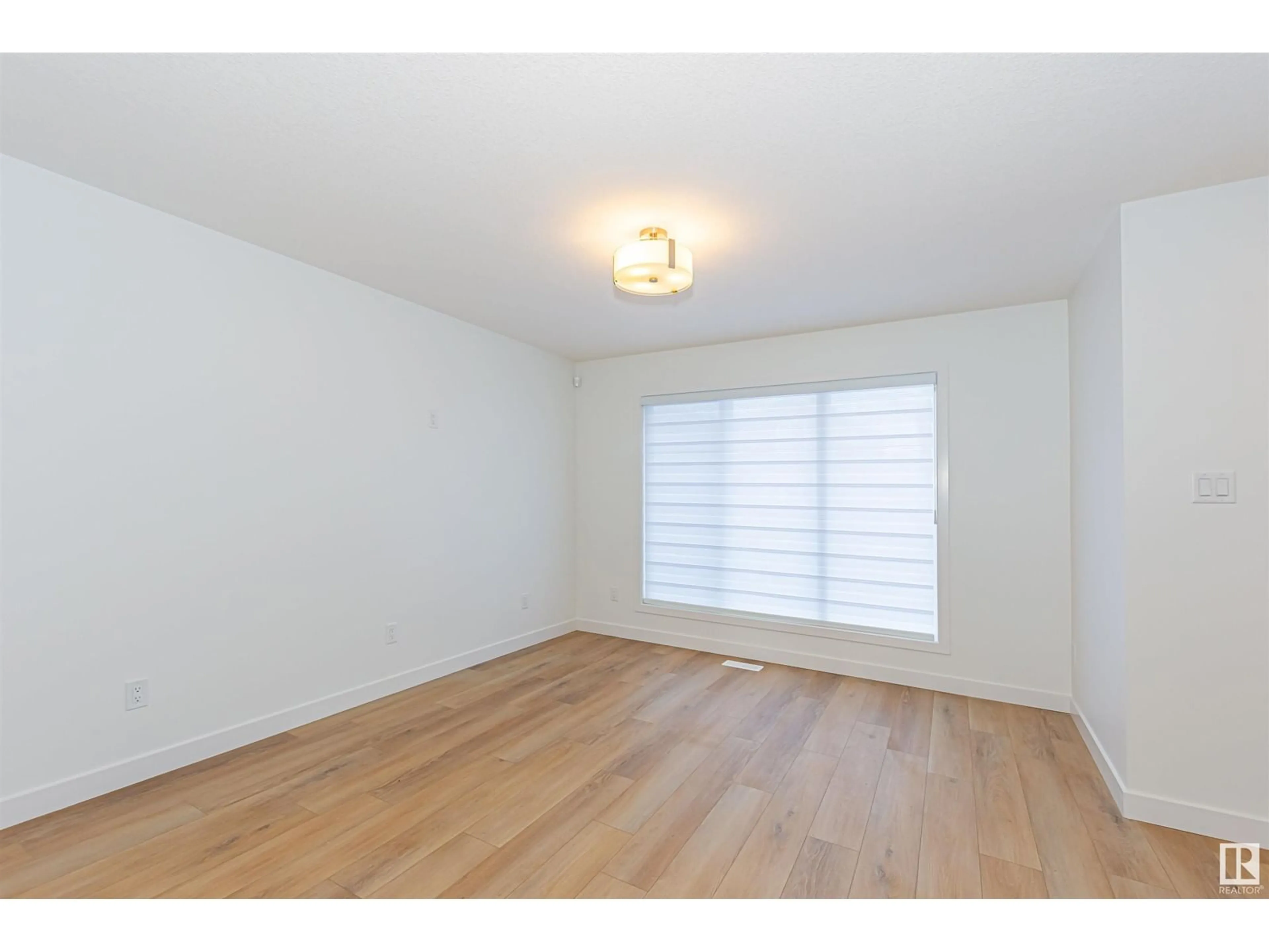 A pic of a room, wood floors for 9467 COLAK LN SW, Edmonton Alberta T6W5B6