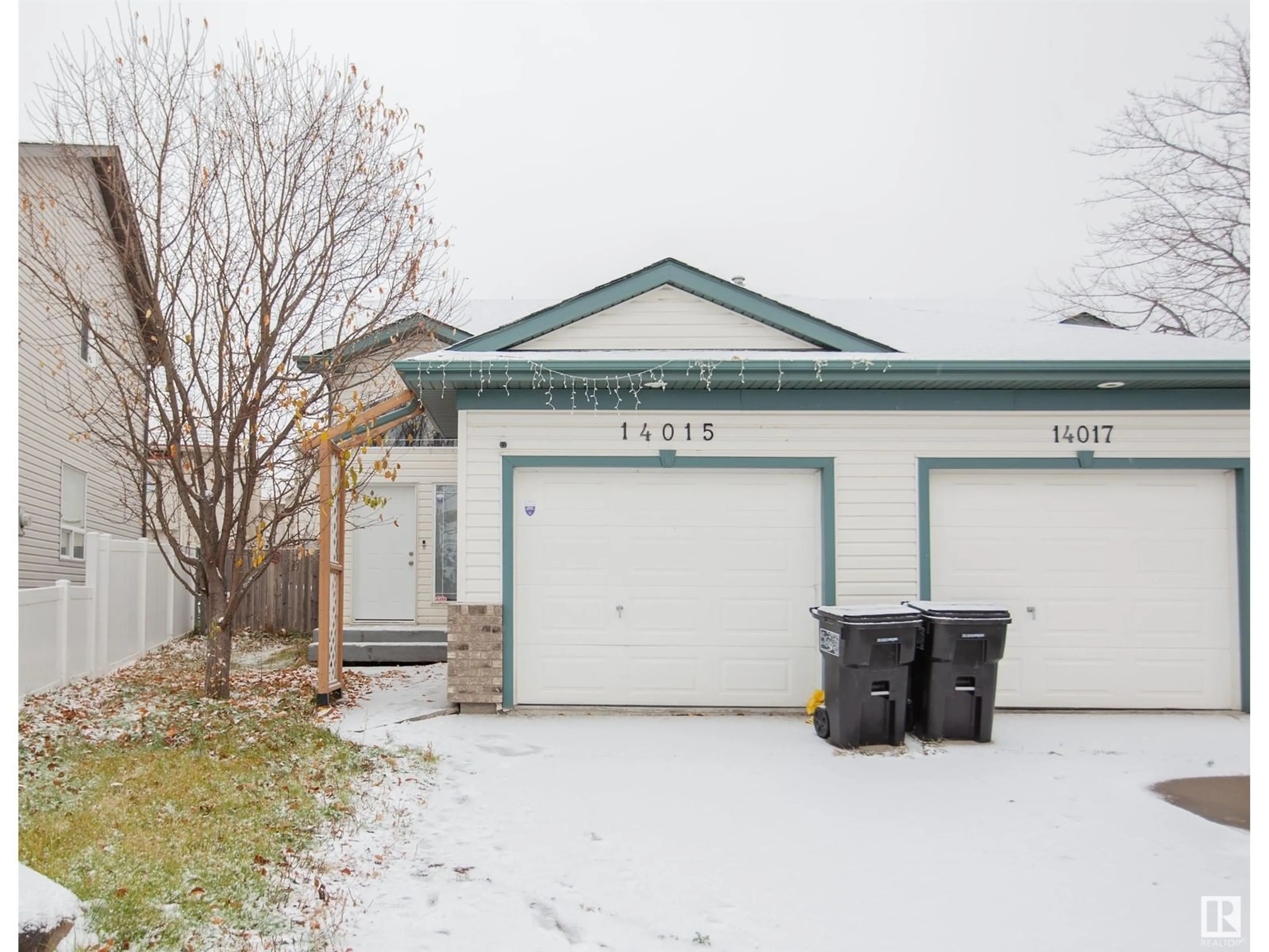 A pic from exterior of the house or condo, the street view for 14015 156 AV NW, Edmonton Alberta T6V1T3