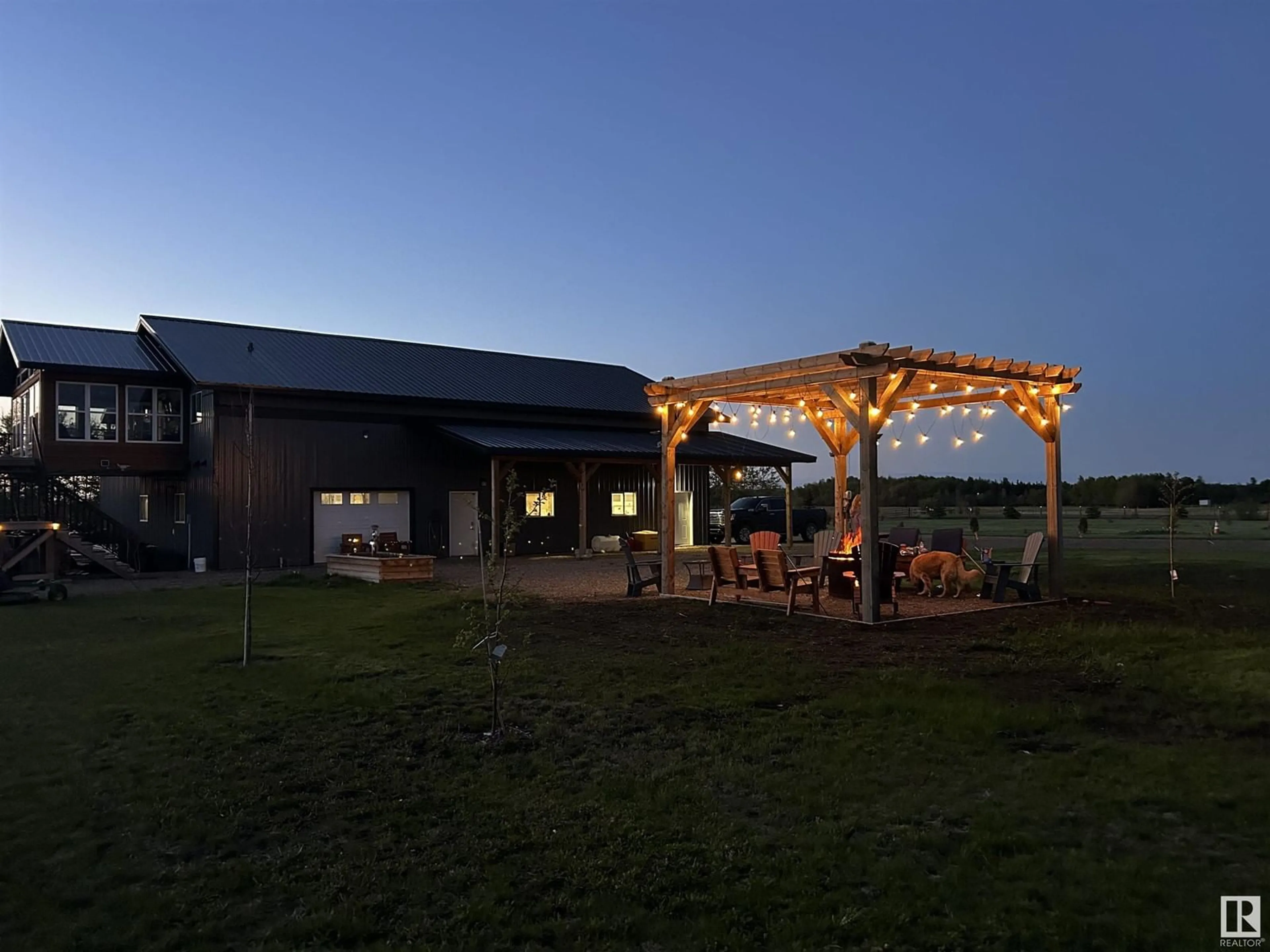 Patio, unknown for 664082 RGE RD 181, Rural Athabasca County Alberta T0A1V0