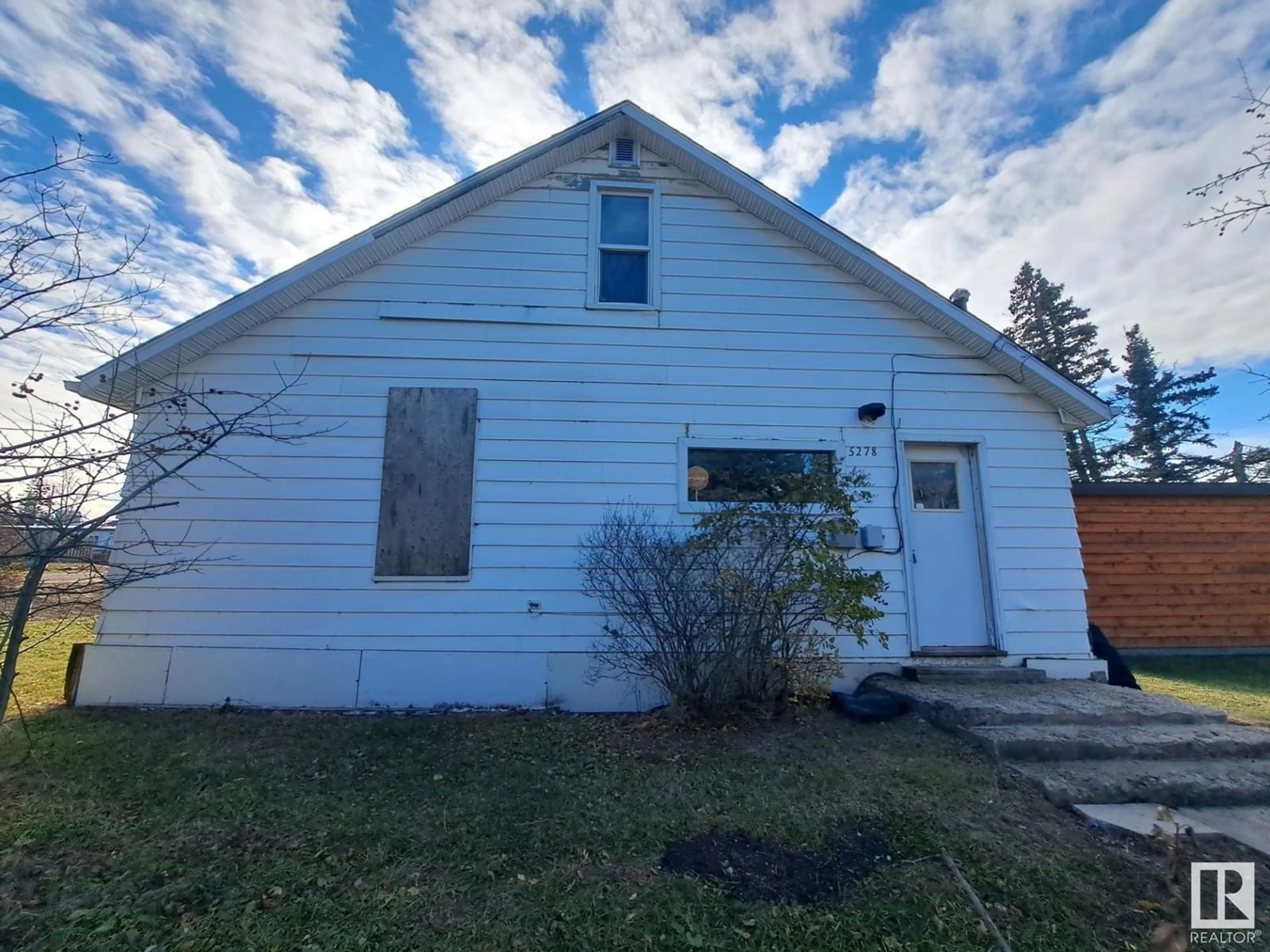 Frontside or backside of a home, cottage for 5278 51 ST, Mayerthorpe Alberta T0E1N0