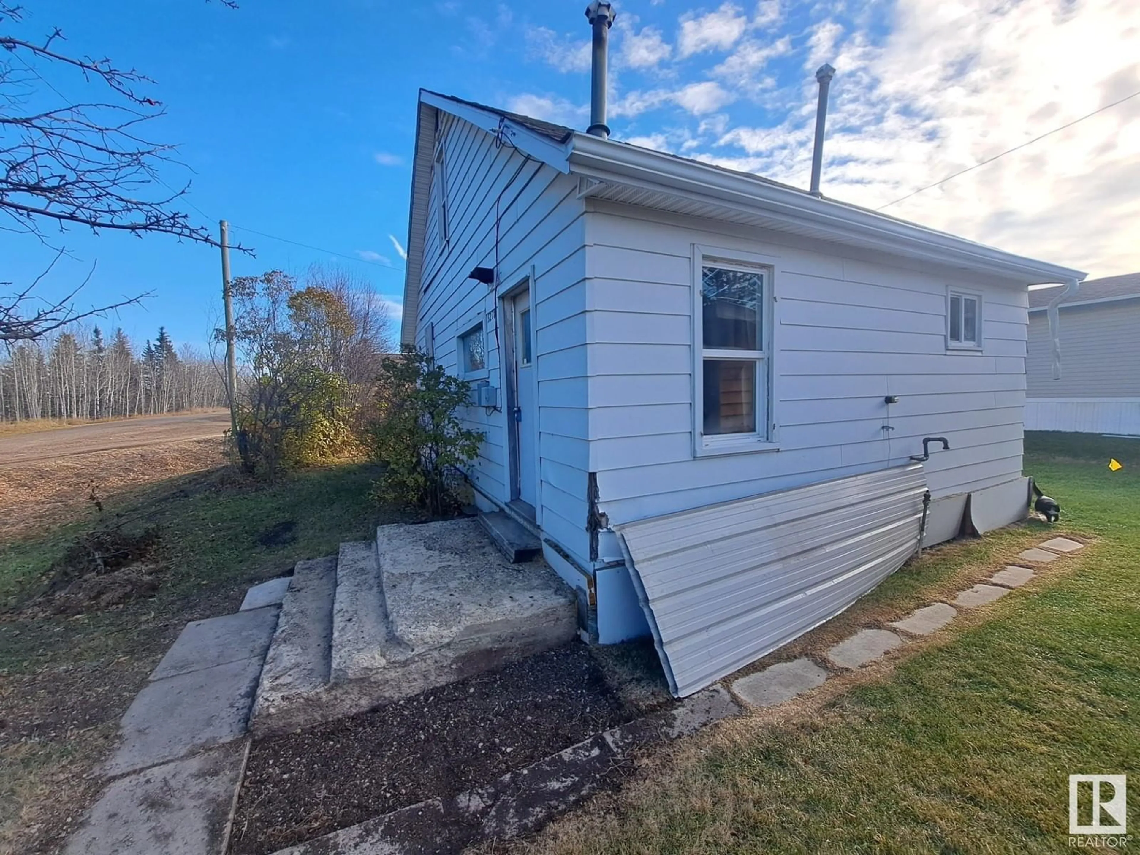 Frontside or backside of a home, cottage for 5278 51 ST, Mayerthorpe Alberta T0E1N0