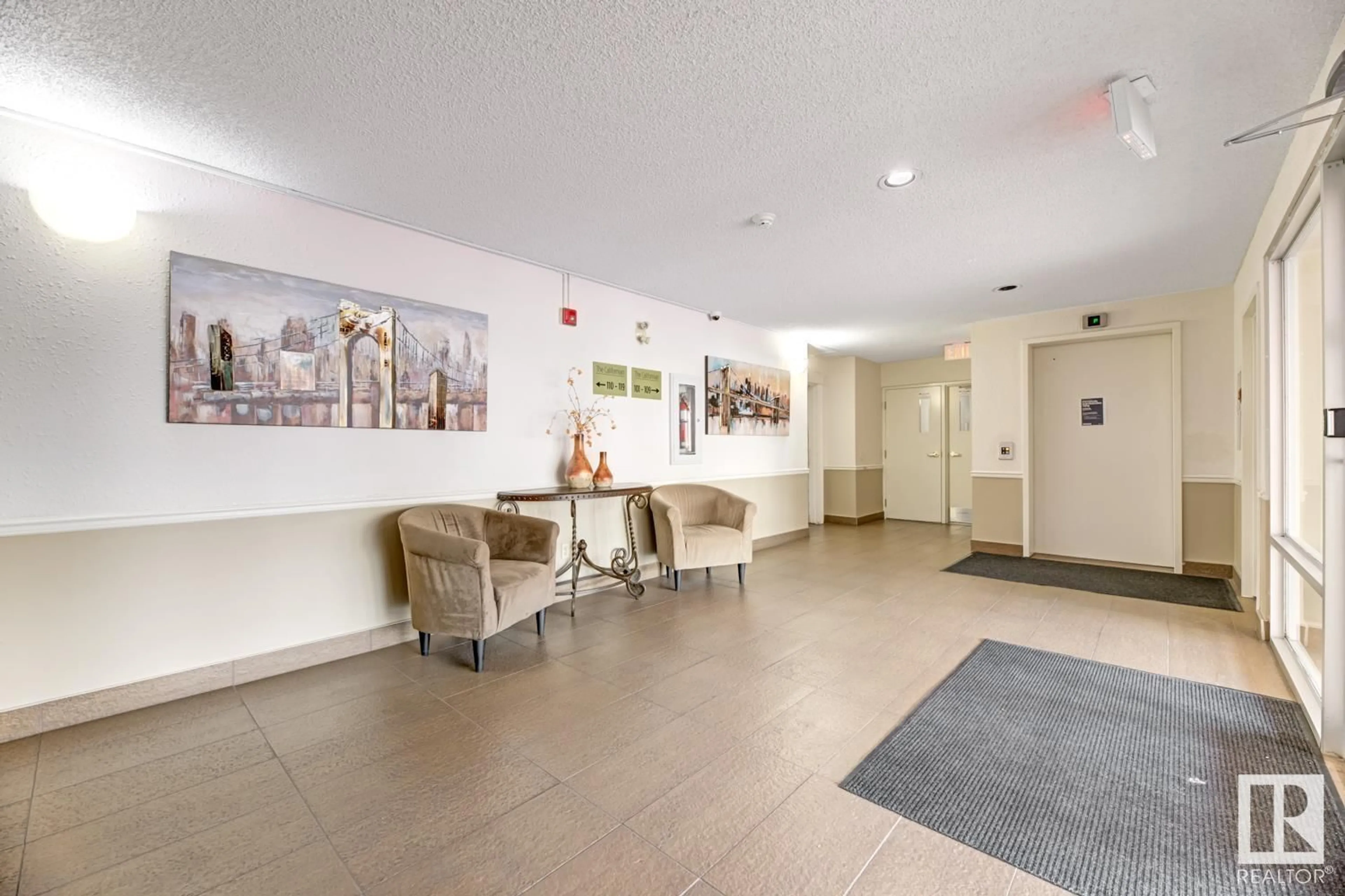 Indoor lobby, unknown floor for #316 17151 94A AV NW, Edmonton Alberta T5T5Z9