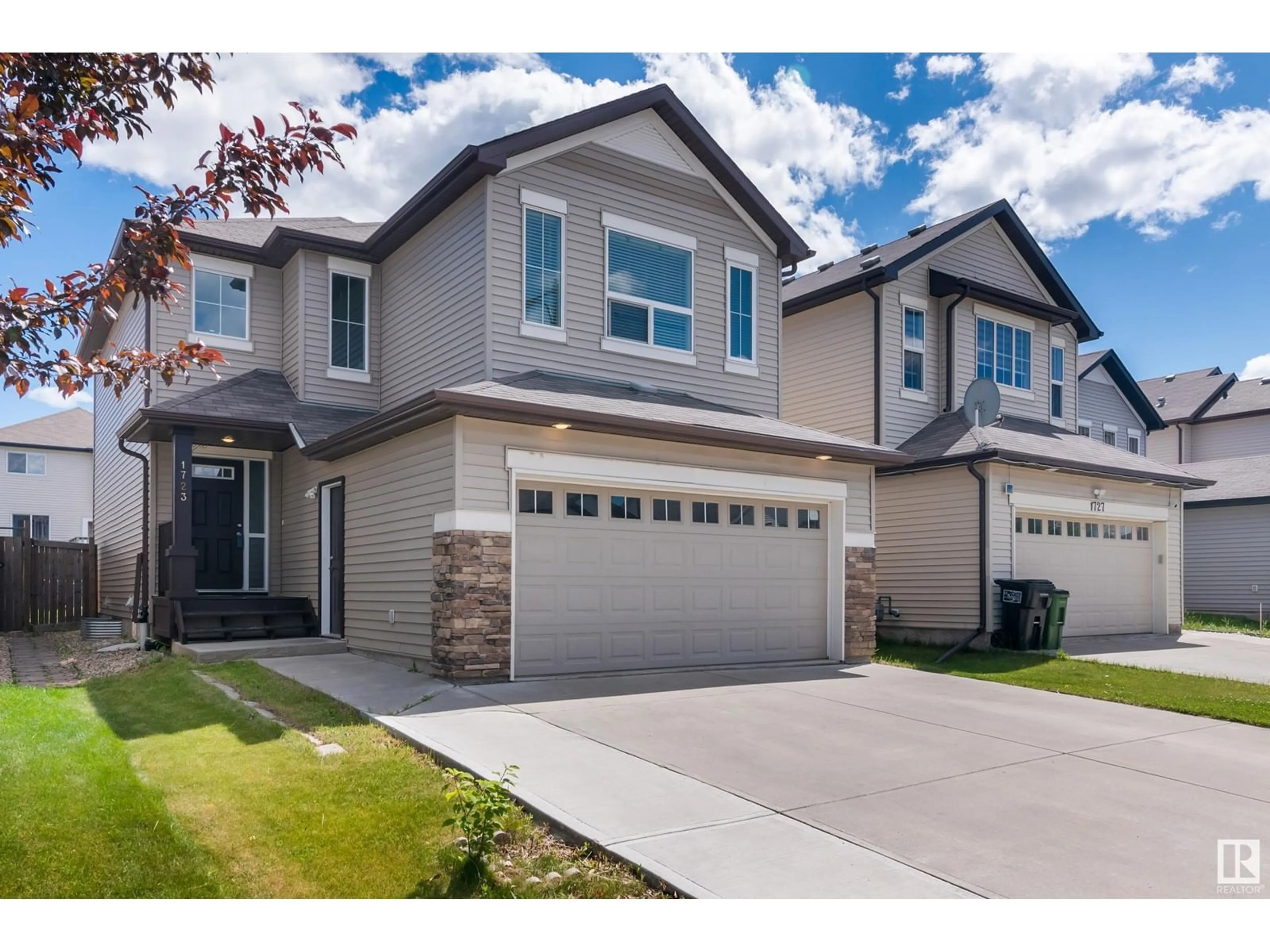 Frontside or backside of a home, the street view for 1723 61 ST SW, Edmonton Alberta T6X0W3