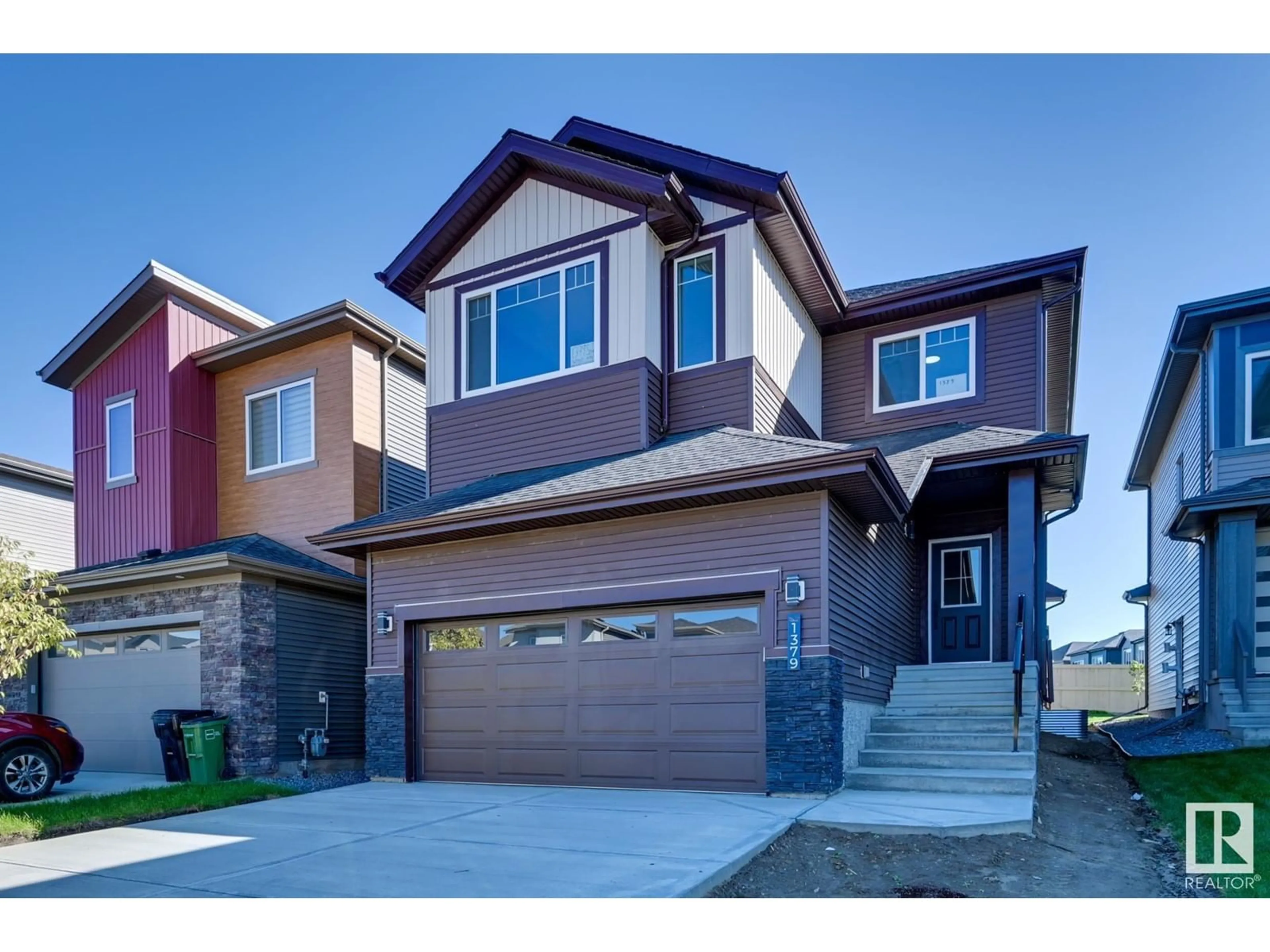 Frontside or backside of a home, the street view for 1379 SISKIN WD NW, Edmonton Alberta T5S0R3