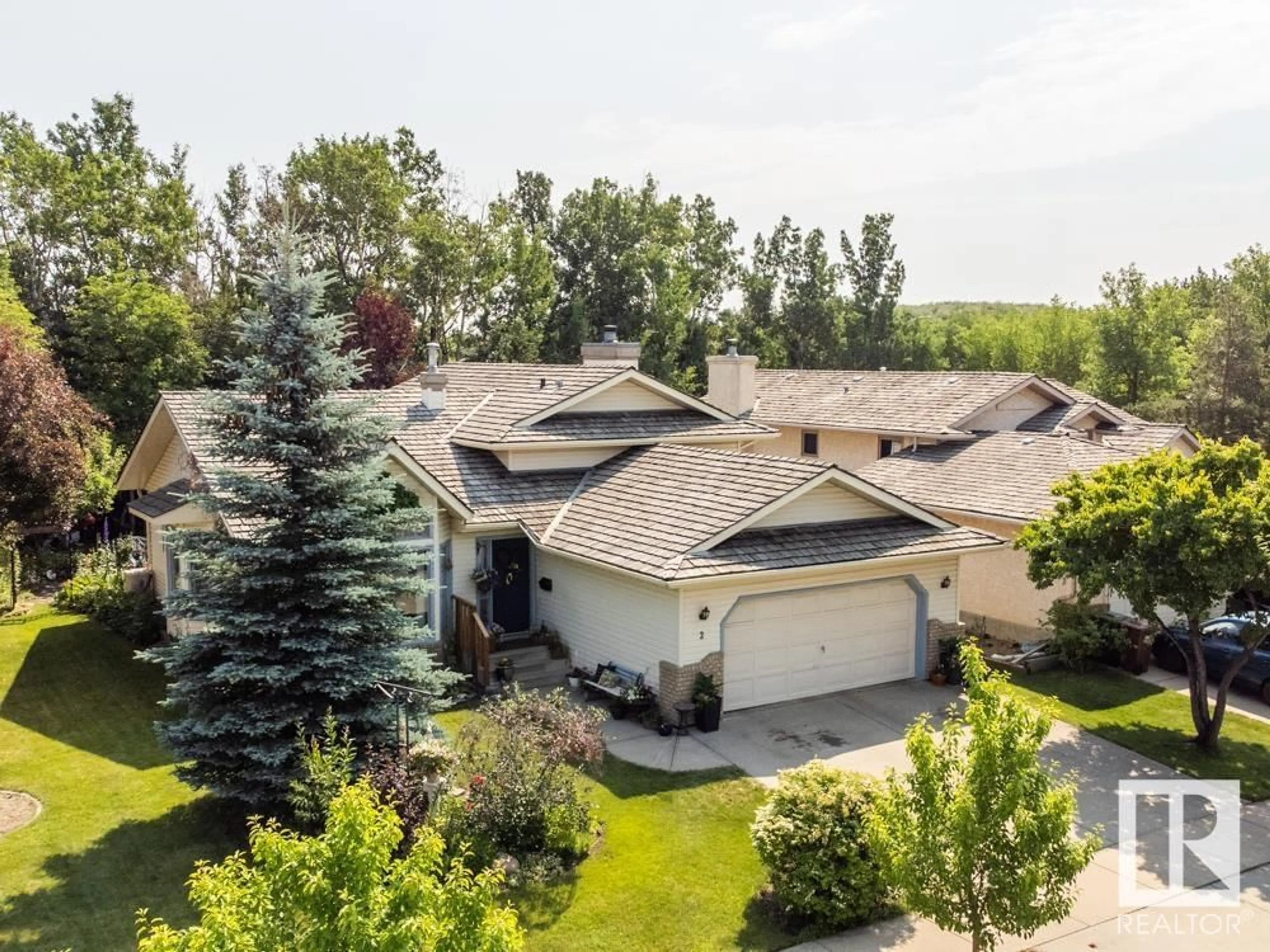 Frontside or backside of a home, cottage for 2 Escallier PL, St. Albert Alberta T8N5T1