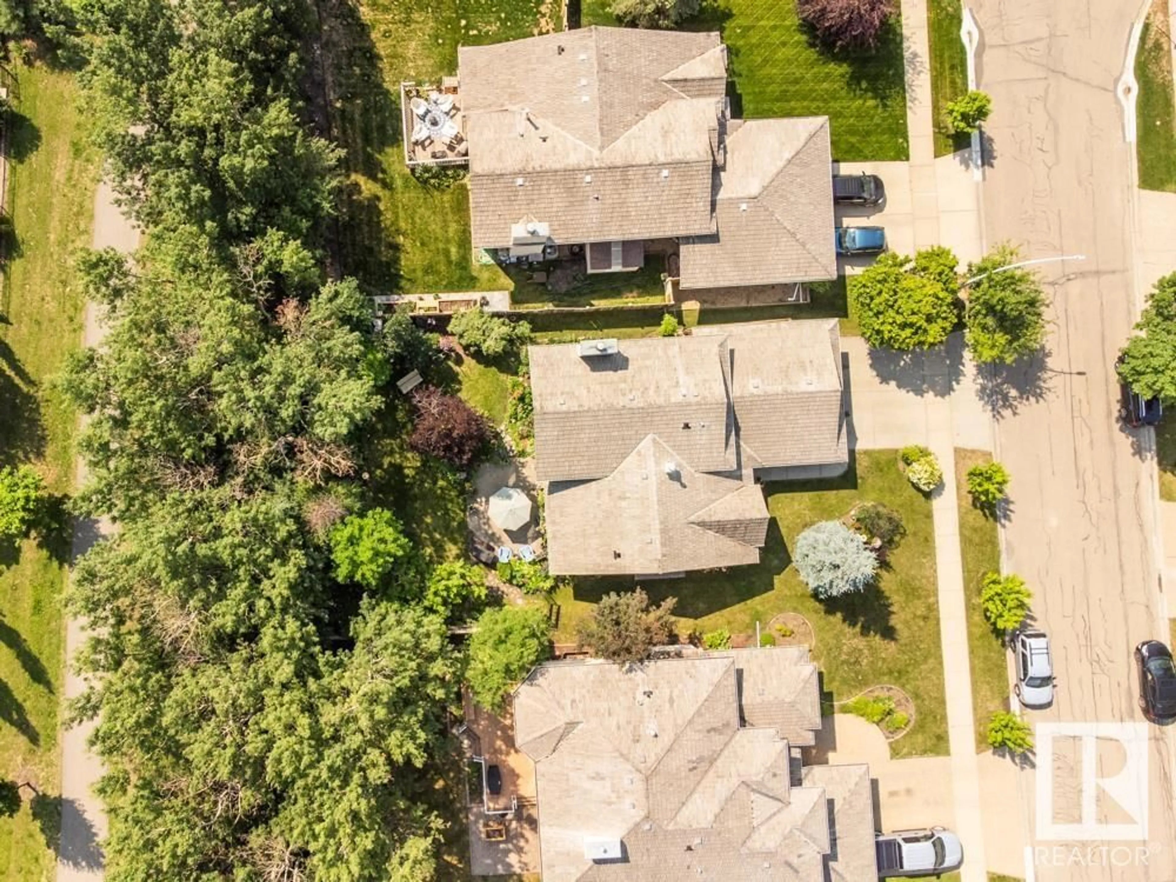 Frontside or backside of a home, the street view for 2 Escallier PL, St. Albert Alberta T8N5T1