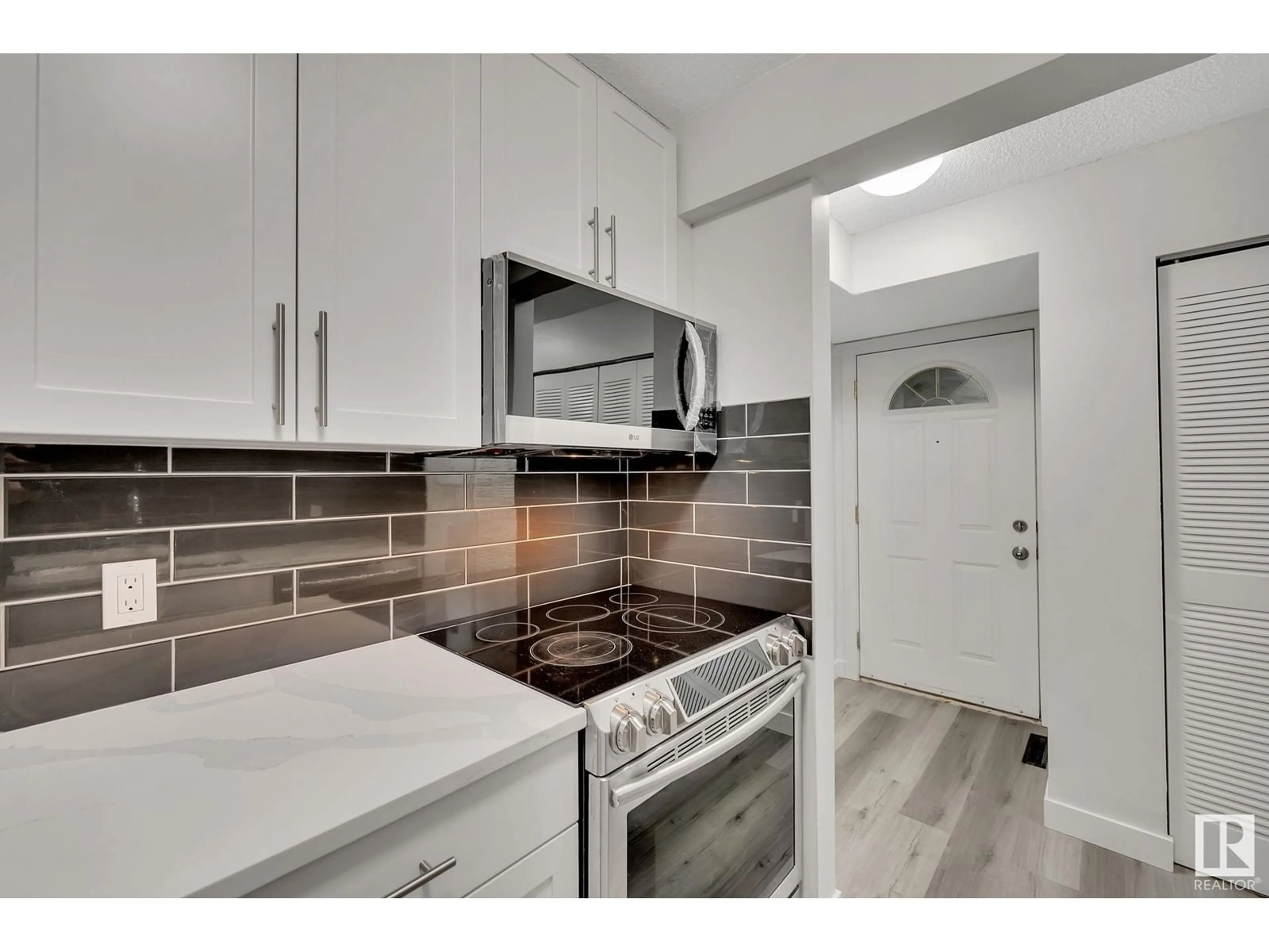 Standard kitchen, wood floors for 21E MEADOWLARK VG NW, Edmonton Alberta T5R5X3