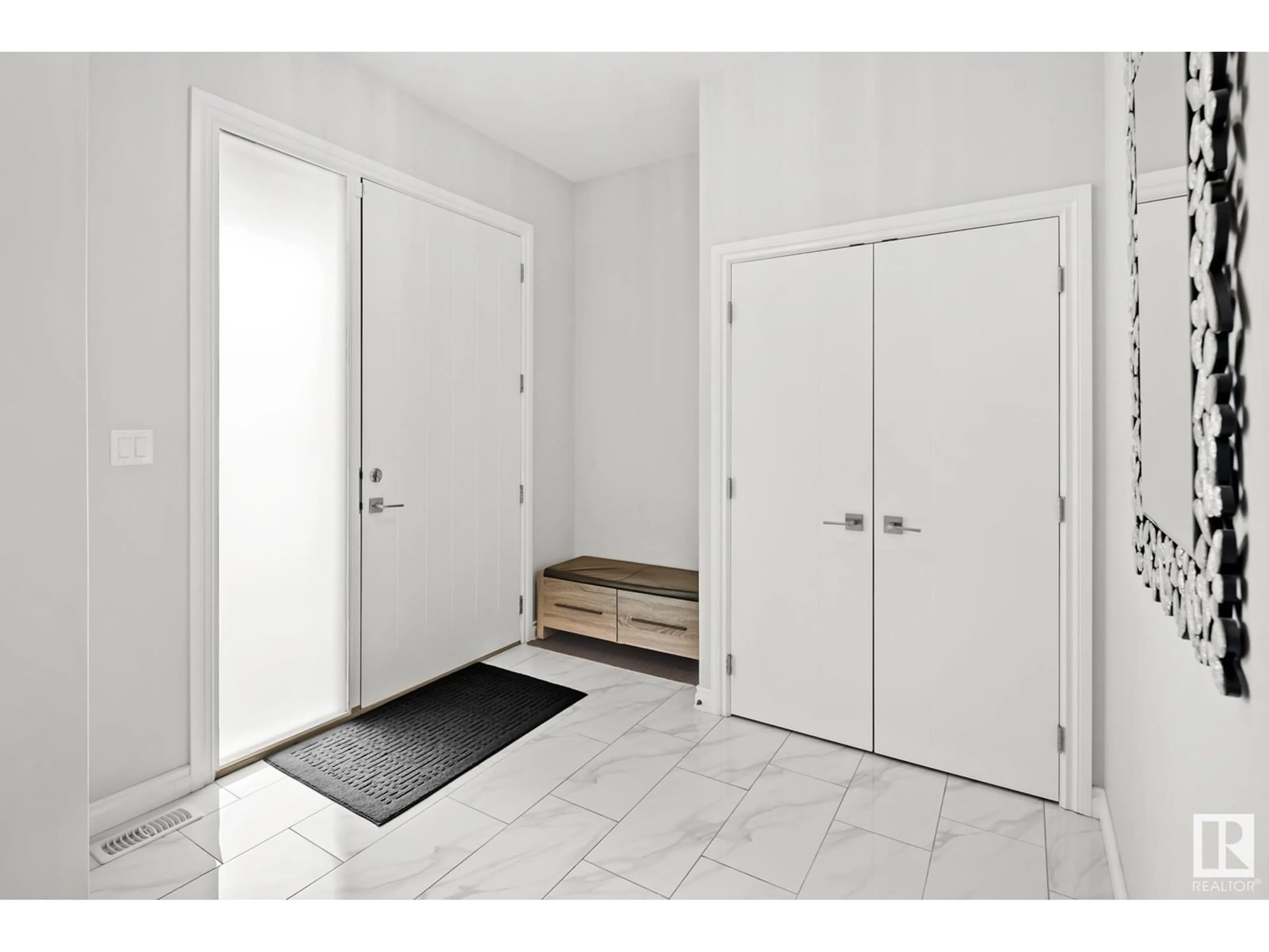 Indoor entryway, unknown floor for 1201 HAINSTOCK GREEN GR SW, Edmonton Alberta T6W3B6