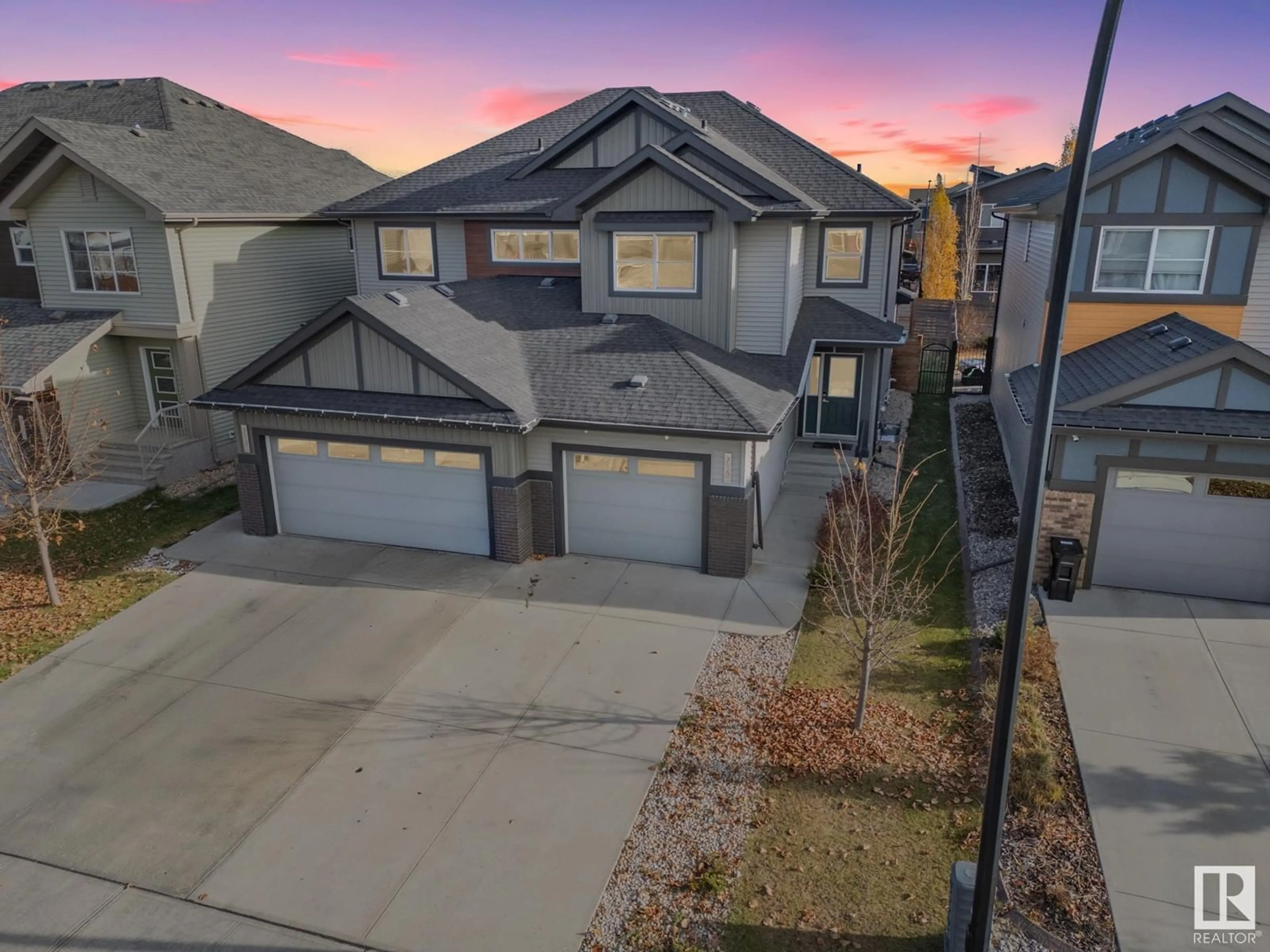 Frontside or backside of a home, the street view for 715 40 ST SW, Edmonton Alberta T6X2G4