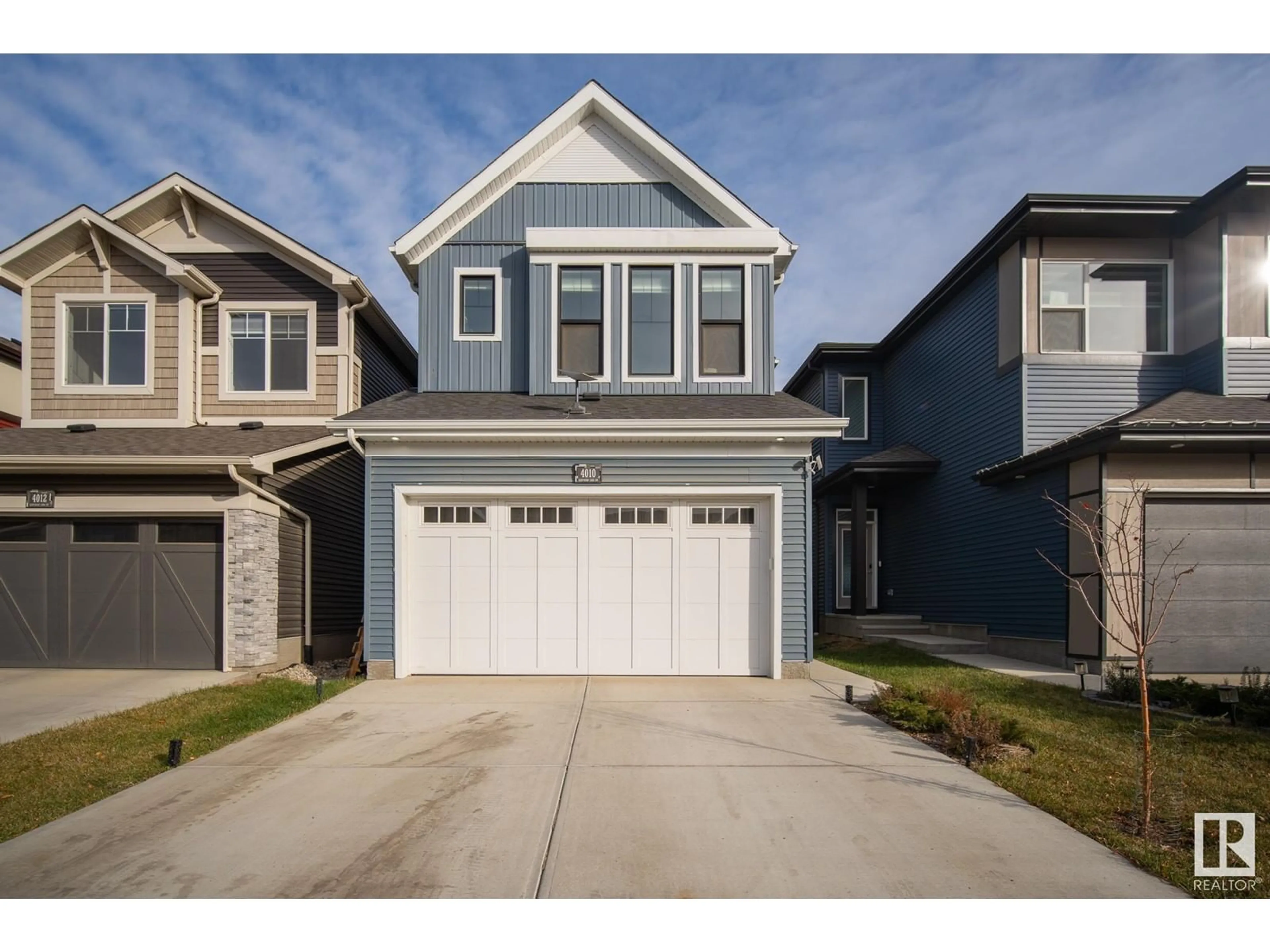 Frontside or backside of a home, the street view for 4010 HAWTHORN LINK LI SW, Edmonton Alberta T6X1Y6