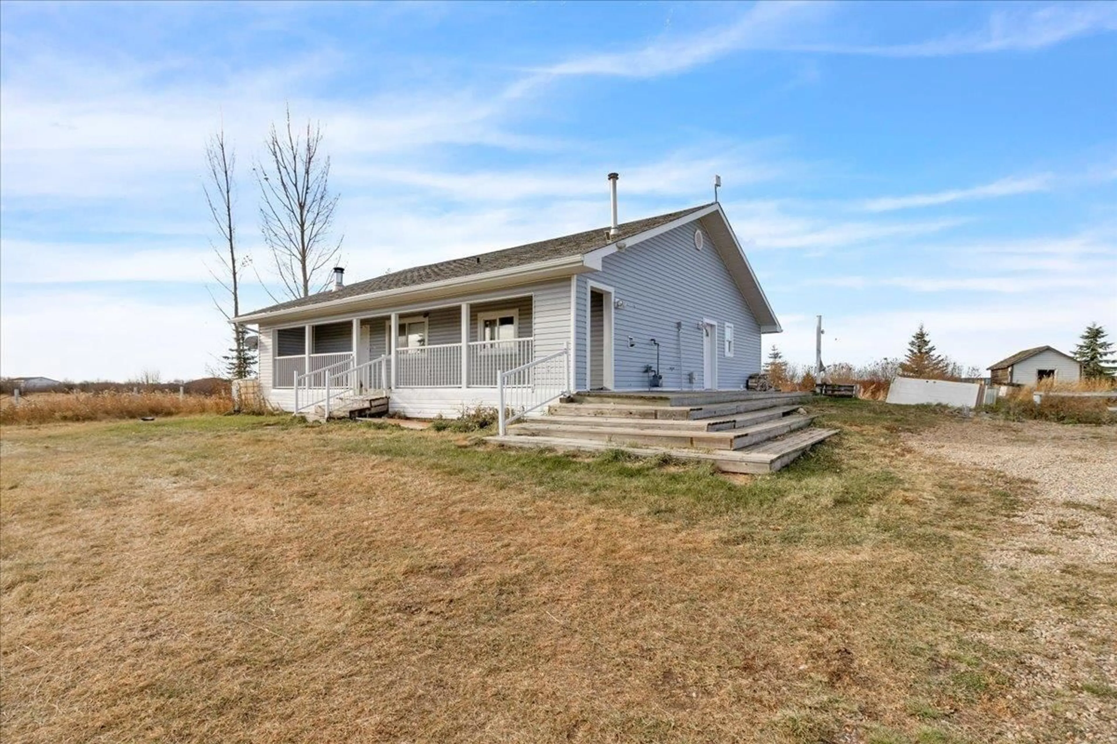 Frontside or backside of a home, cottage for 57510 RGE RD 222, Rural Sturgeon County Alberta T0A2W0