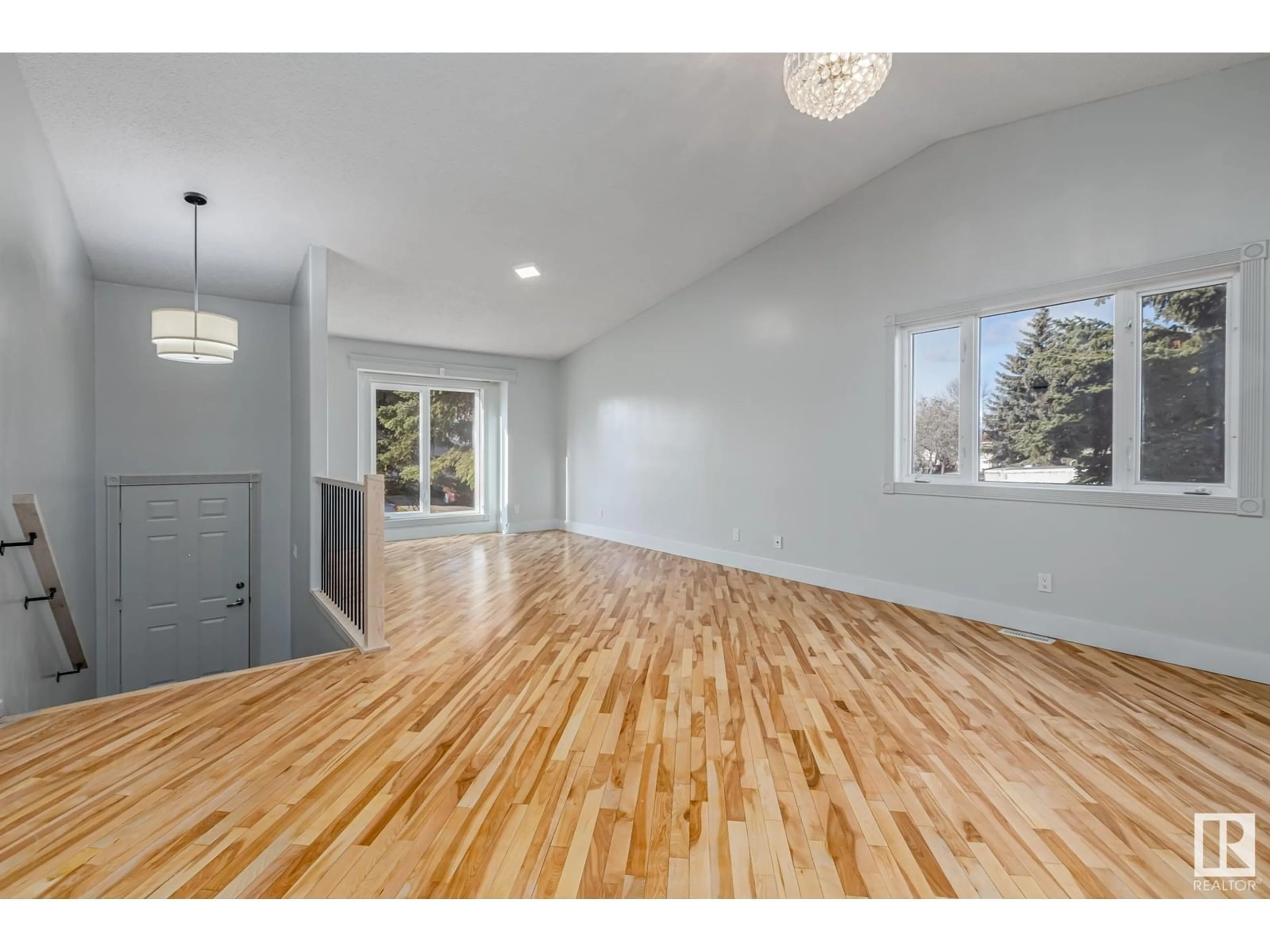 A pic of a room, wood floors for 63 ALDERWOOD BV, St. Albert Alberta T8N3M4