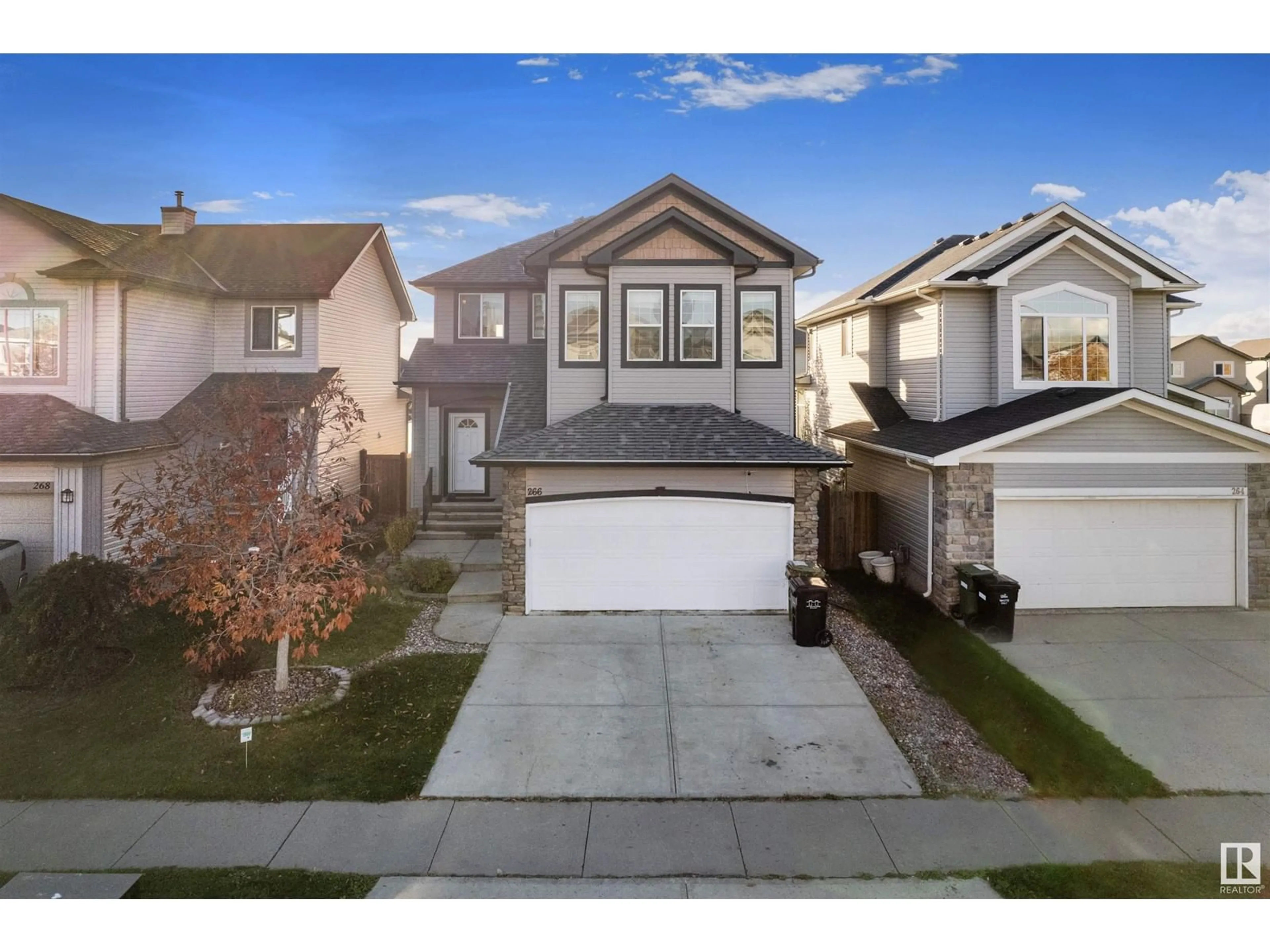 Frontside or backside of a home, the street view for 266 SOUTHWICK ST, Leduc Alberta T9E0E7