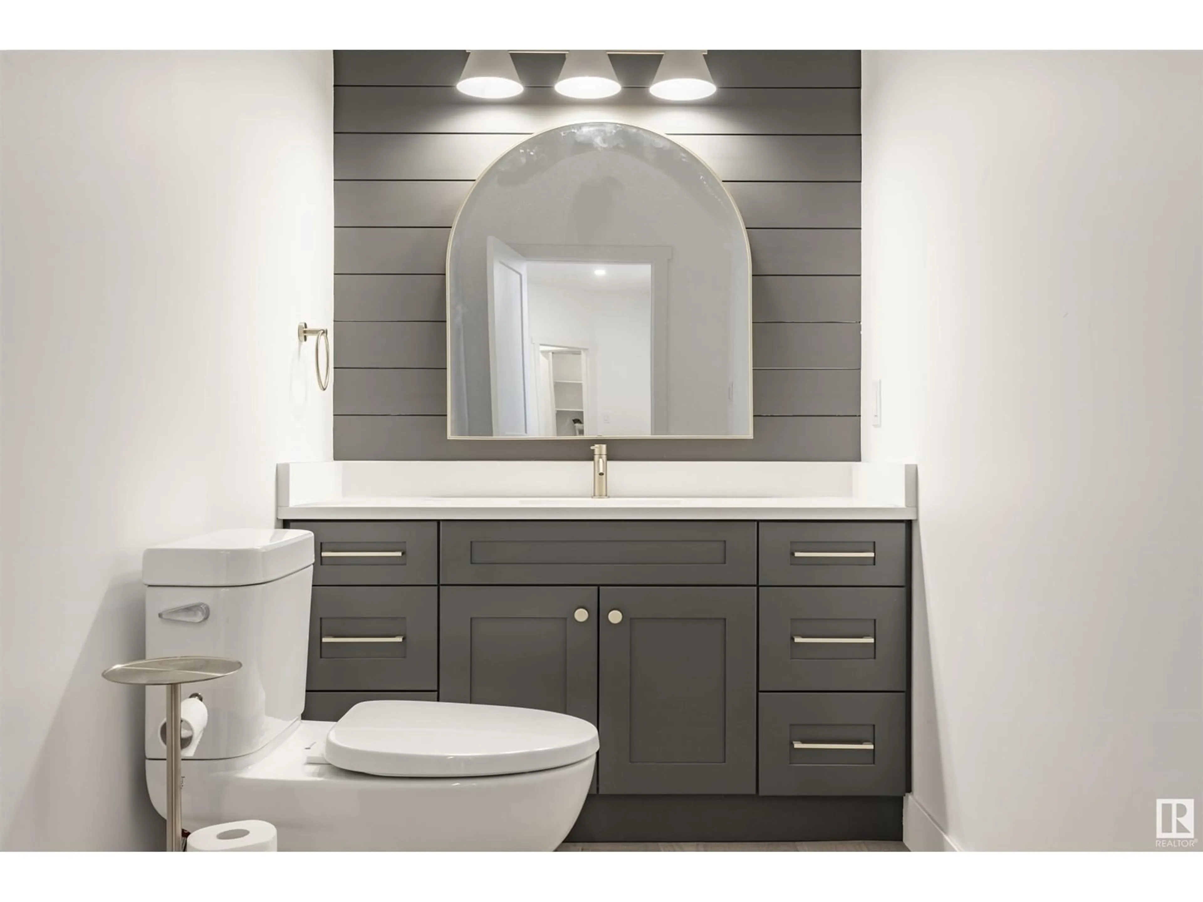 Contemporary bathroom, unknown for 92 NOTTINGHAM HB, Sherwood Park Alberta T8A6G2