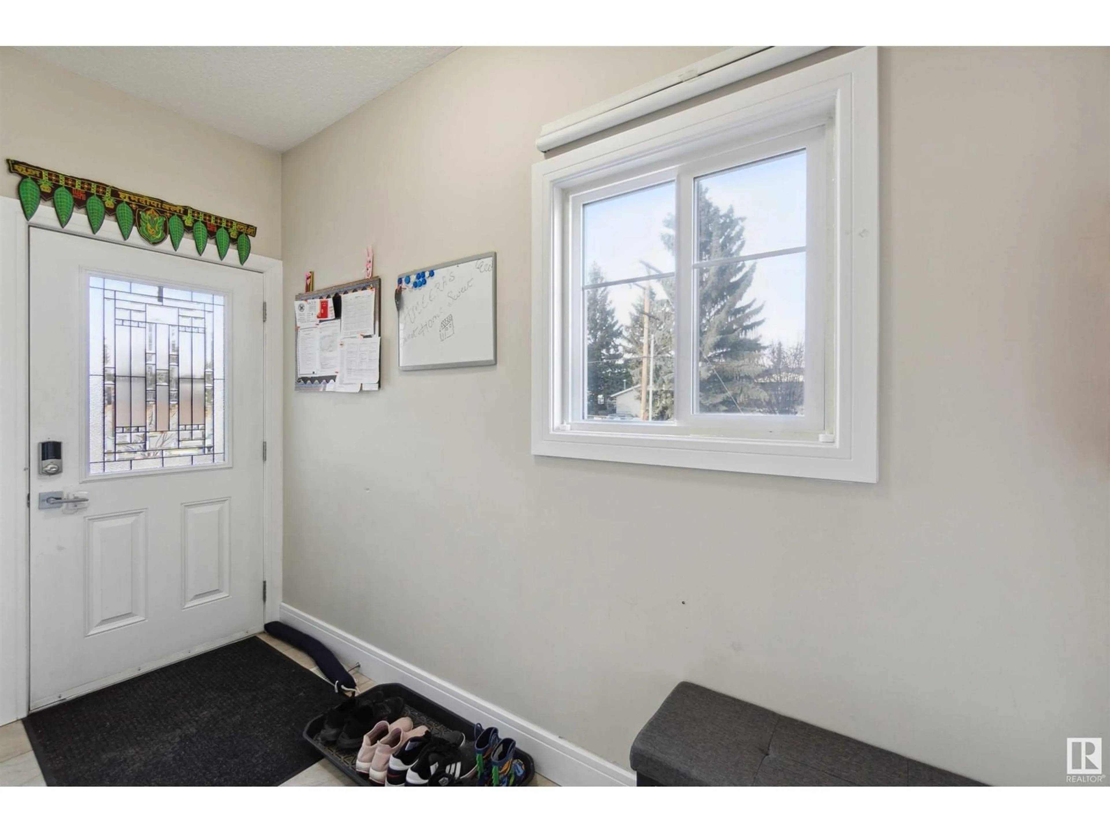 Indoor entryway, wood floors for 4911 45 ST, Beaumont Alberta T4X2B2