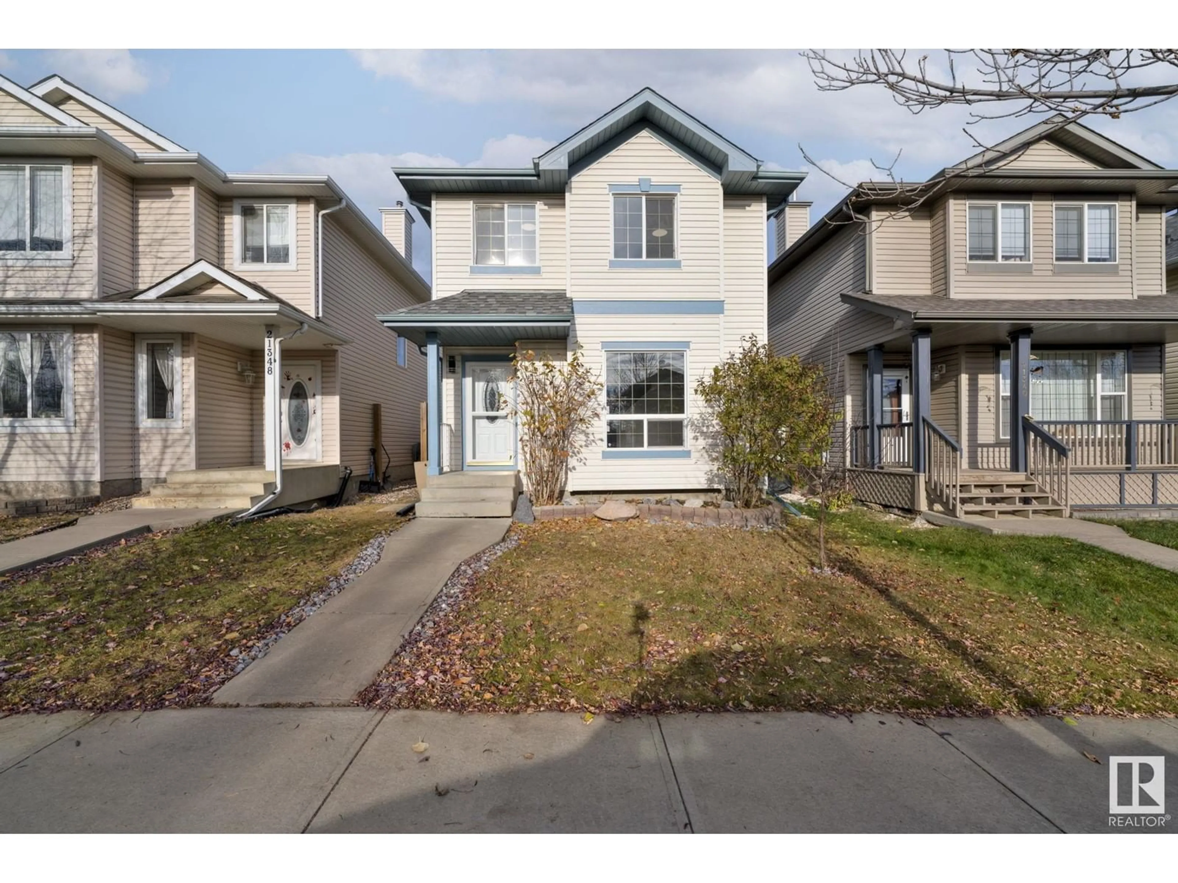 A pic from exterior of the house or condo, the street view for 21344 91 AV NW, Edmonton Alberta T5T6Y9