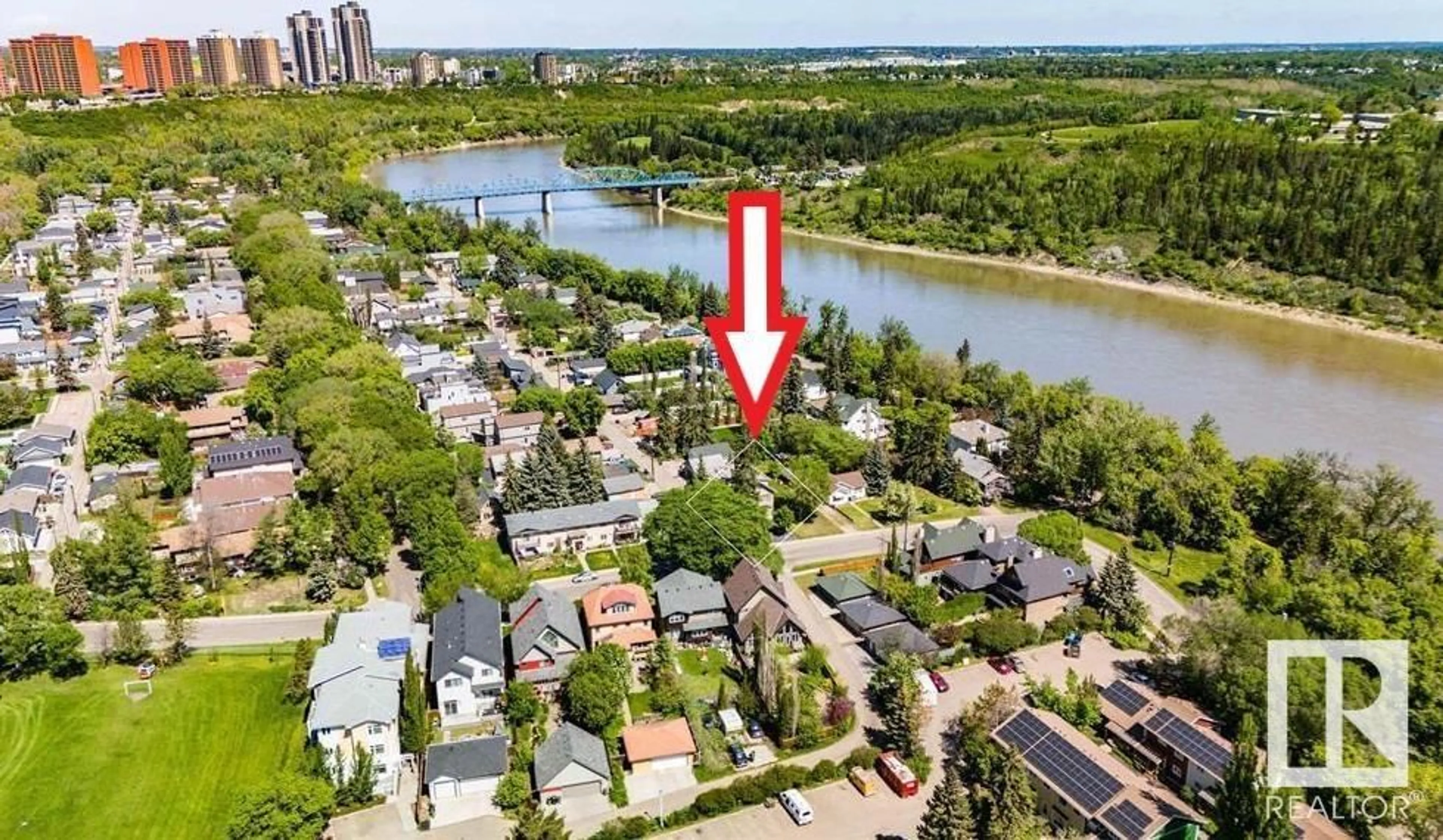 A pic from exterior of the house or condo, the view of lake or river for 8728 101 AV NW, Edmonton Alberta T5H0A9