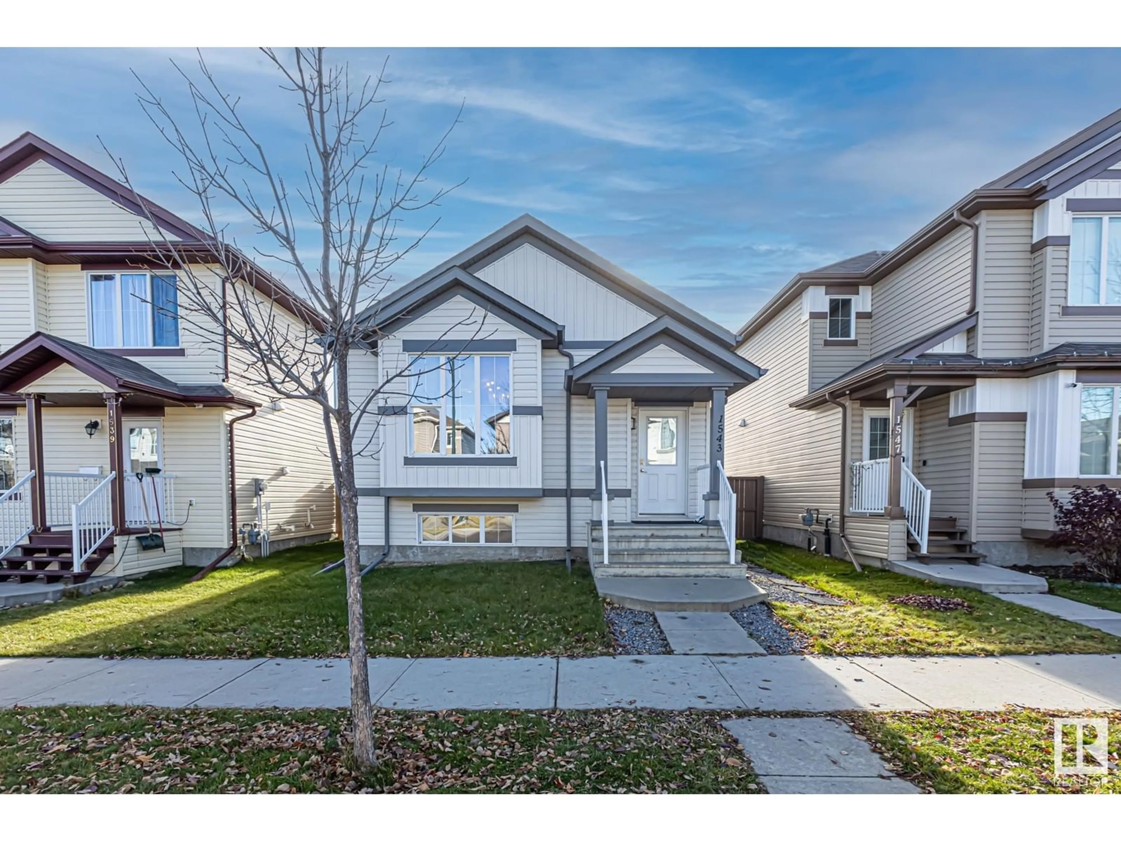 Frontside or backside of a home, the street view for 1543 35 AV NW, Edmonton Alberta T6T0M9