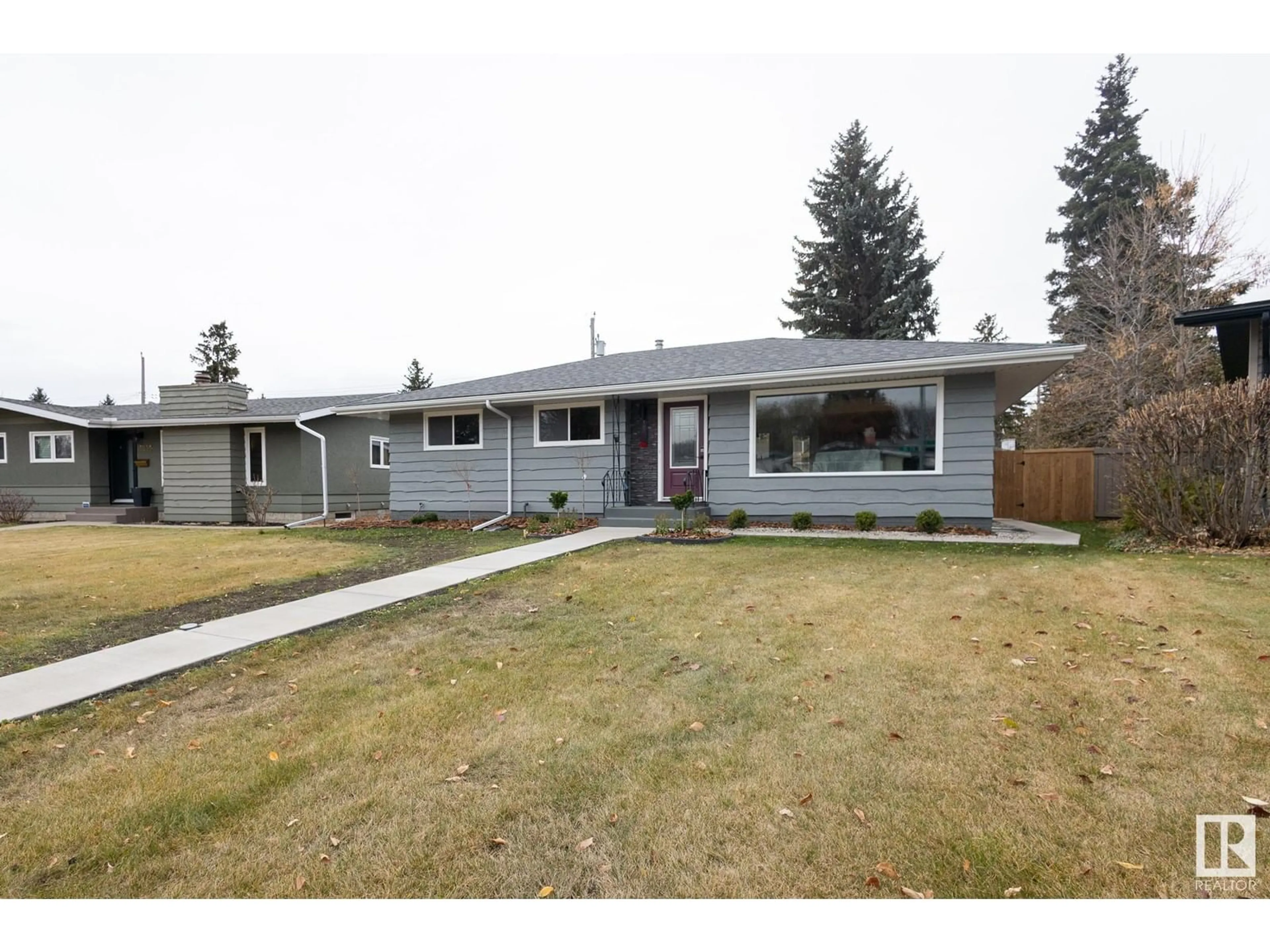 Frontside or backside of a home for 15239 83 AV NW, Edmonton Alberta T5R3T5