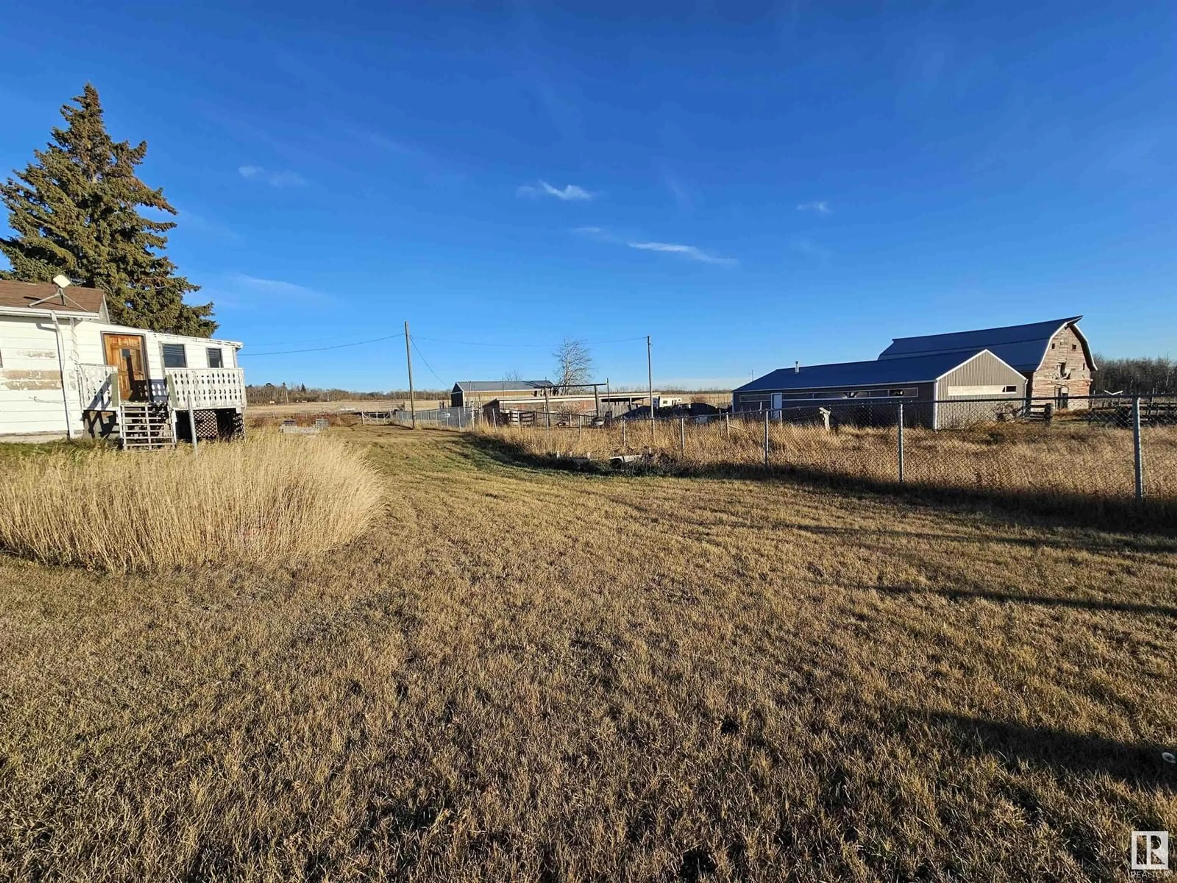 Shed for 23107 TWP ROAD 564, Rural Sturgeon County Alberta T0A1N0