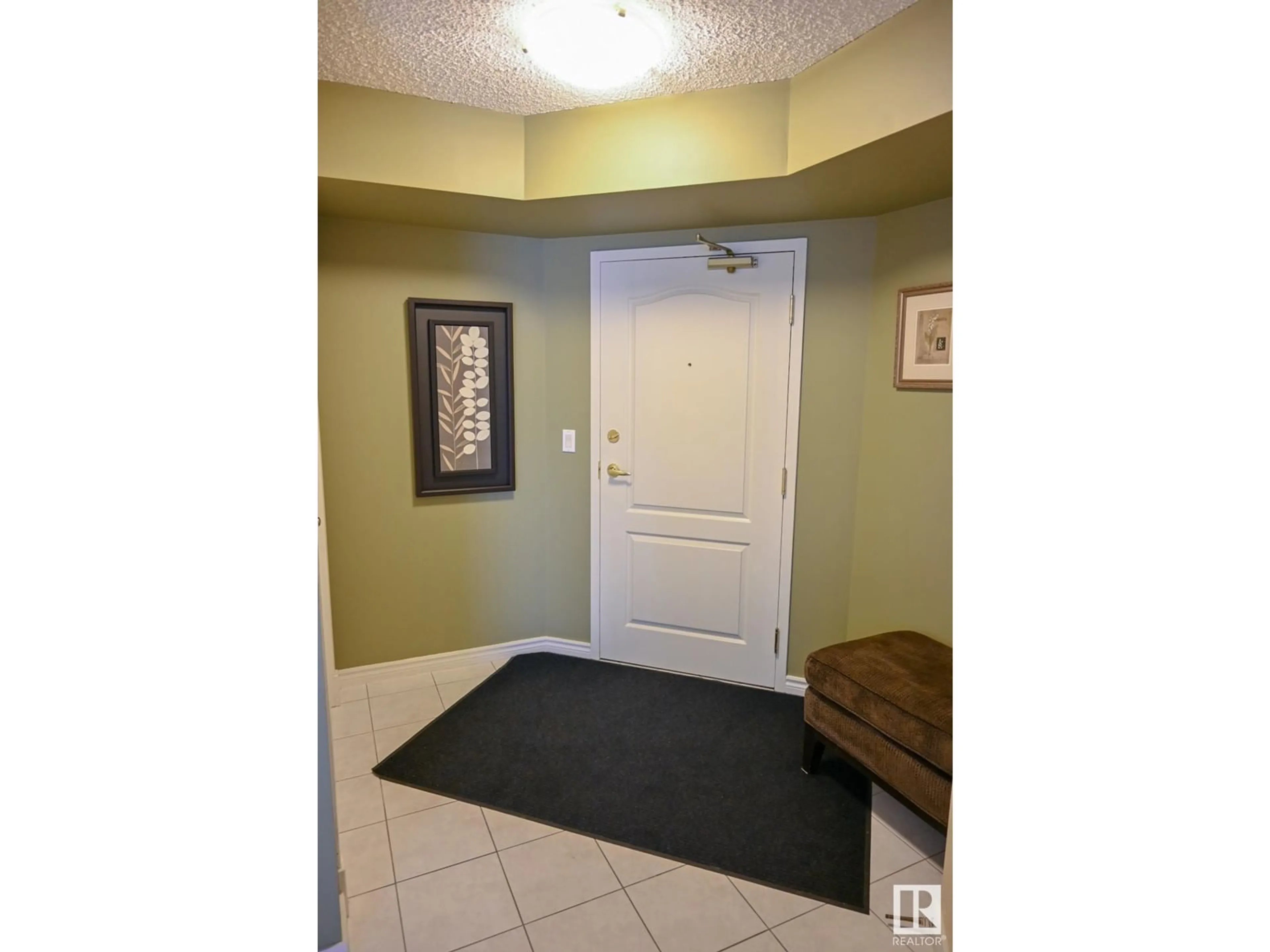 Indoor entryway, not visible floor for #903 9741 110 ST NW, Edmonton Alberta T5K2V8