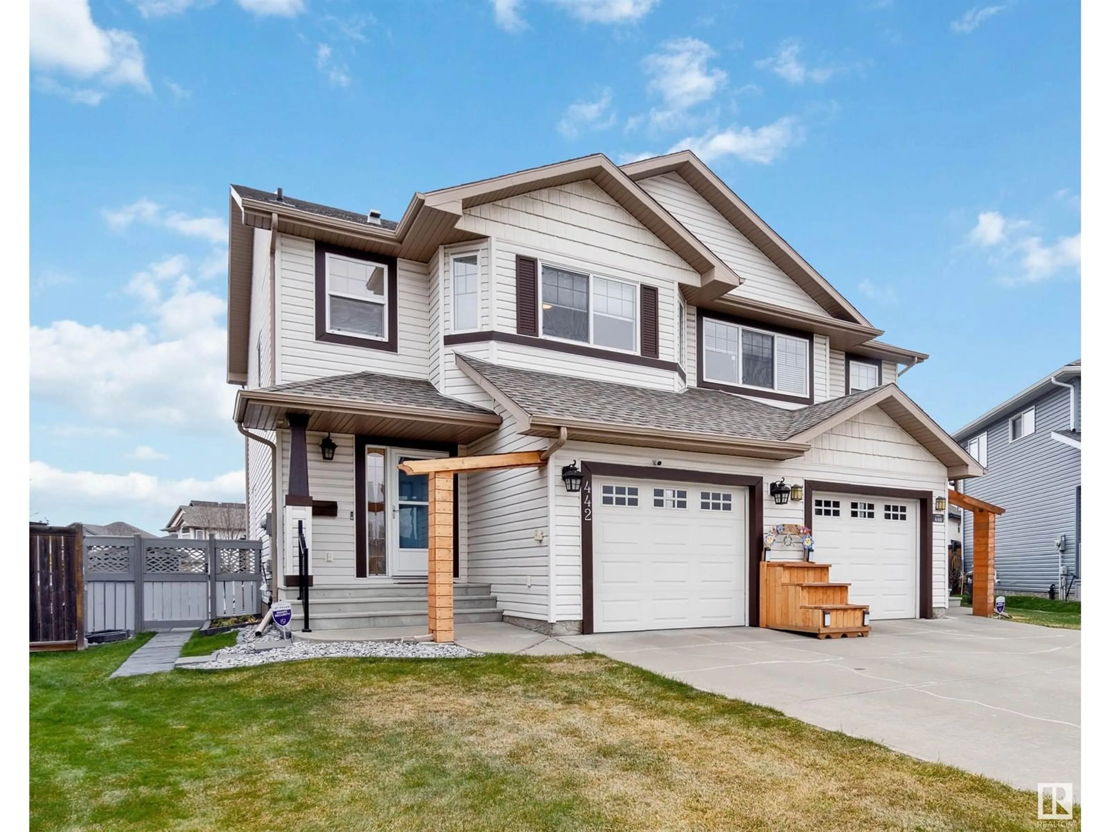 Frontside or backside of a home, the street view for 442 CHARLOTTE CR, Sherwood Park Alberta T8H0K6