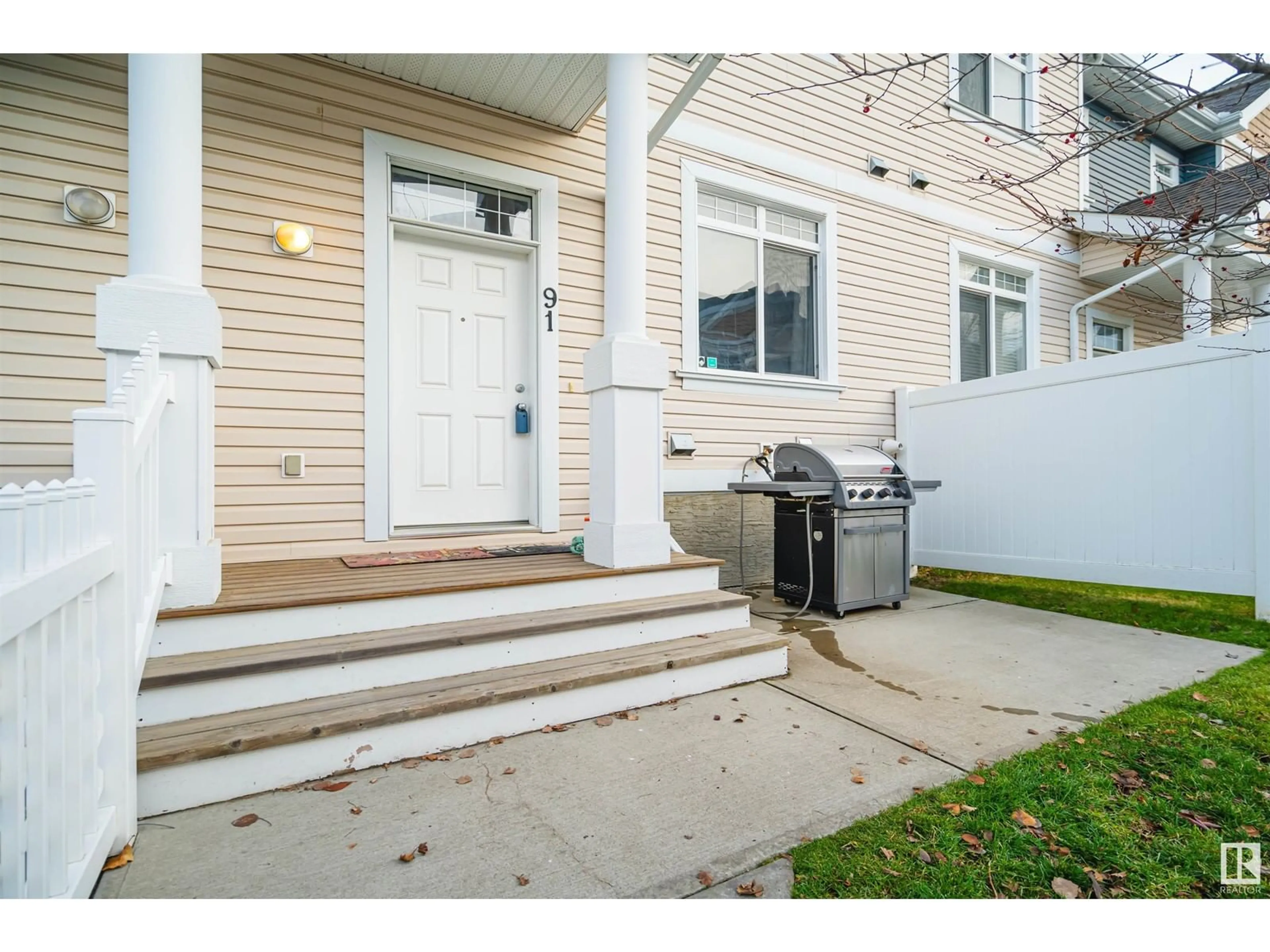 A pic from exterior of the house or condo, the street view for #91 1804 70 ST SW, Edmonton Alberta T6X0H4