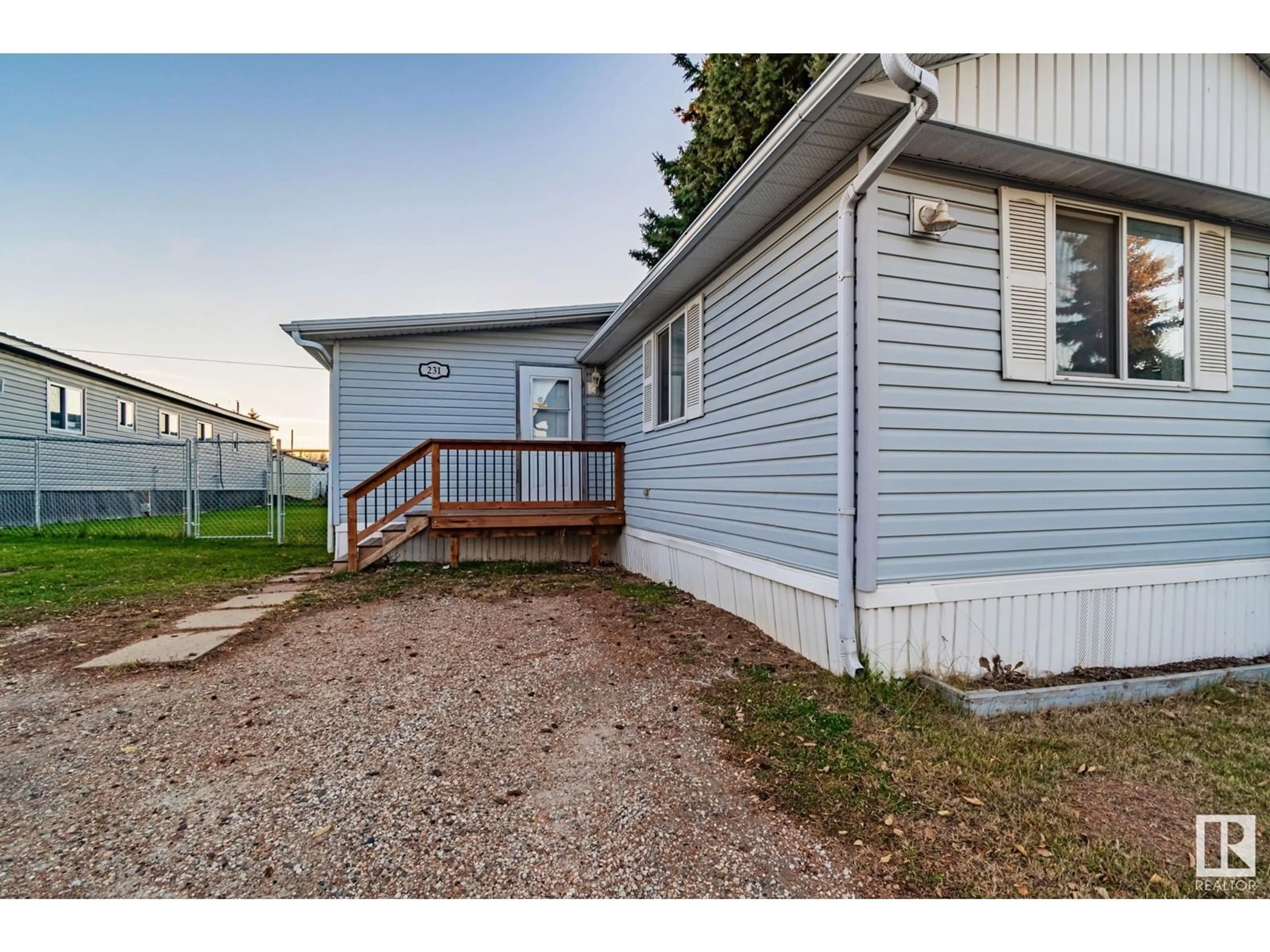 Frontside or backside of a home, cottage for #231 305 CALAHOO RD, Spruce Grove Alberta T7X3L2