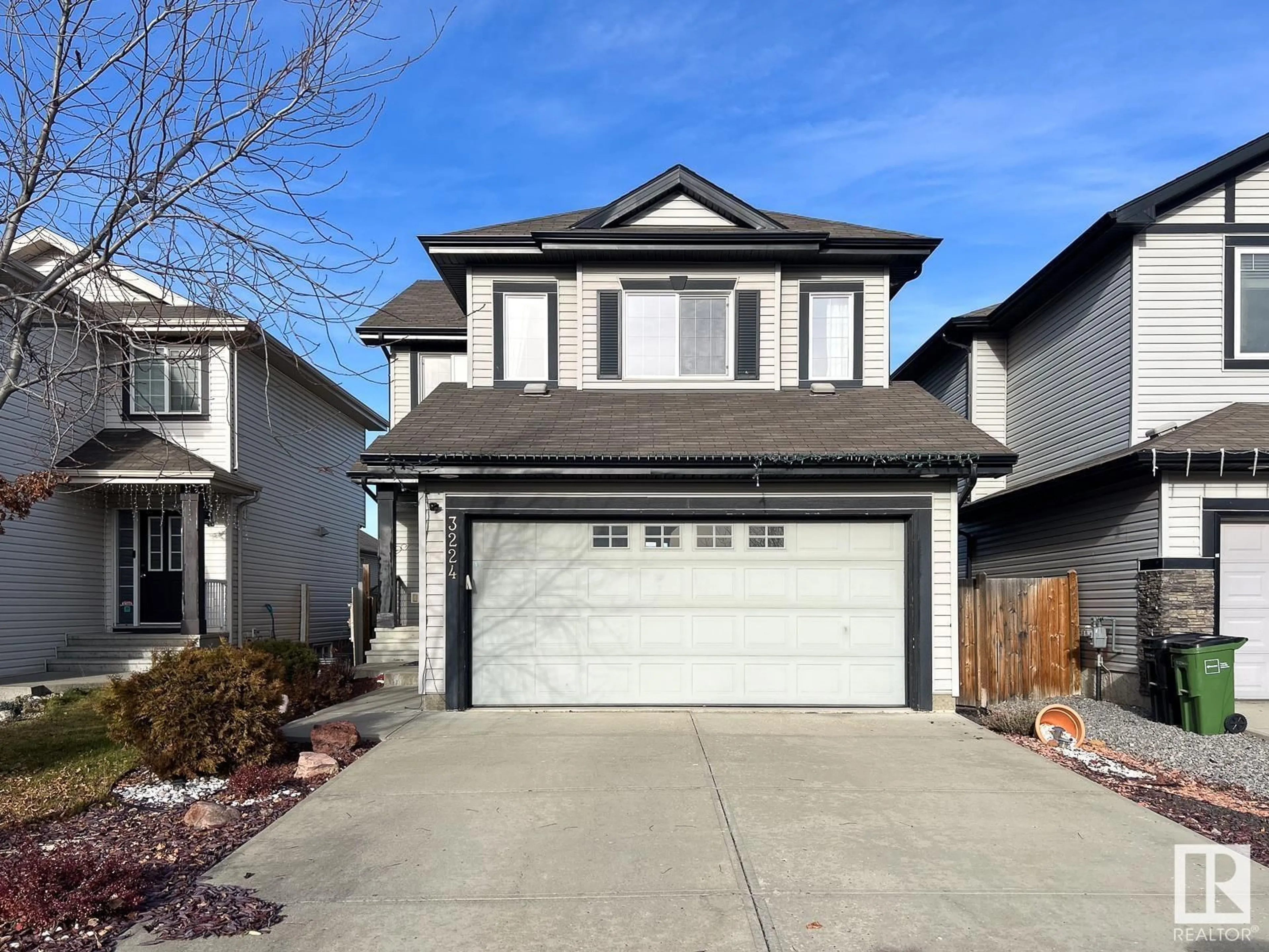 Frontside or backside of a home, the street view for 3224 21 AV NW, Edmonton Alberta T6T0K9