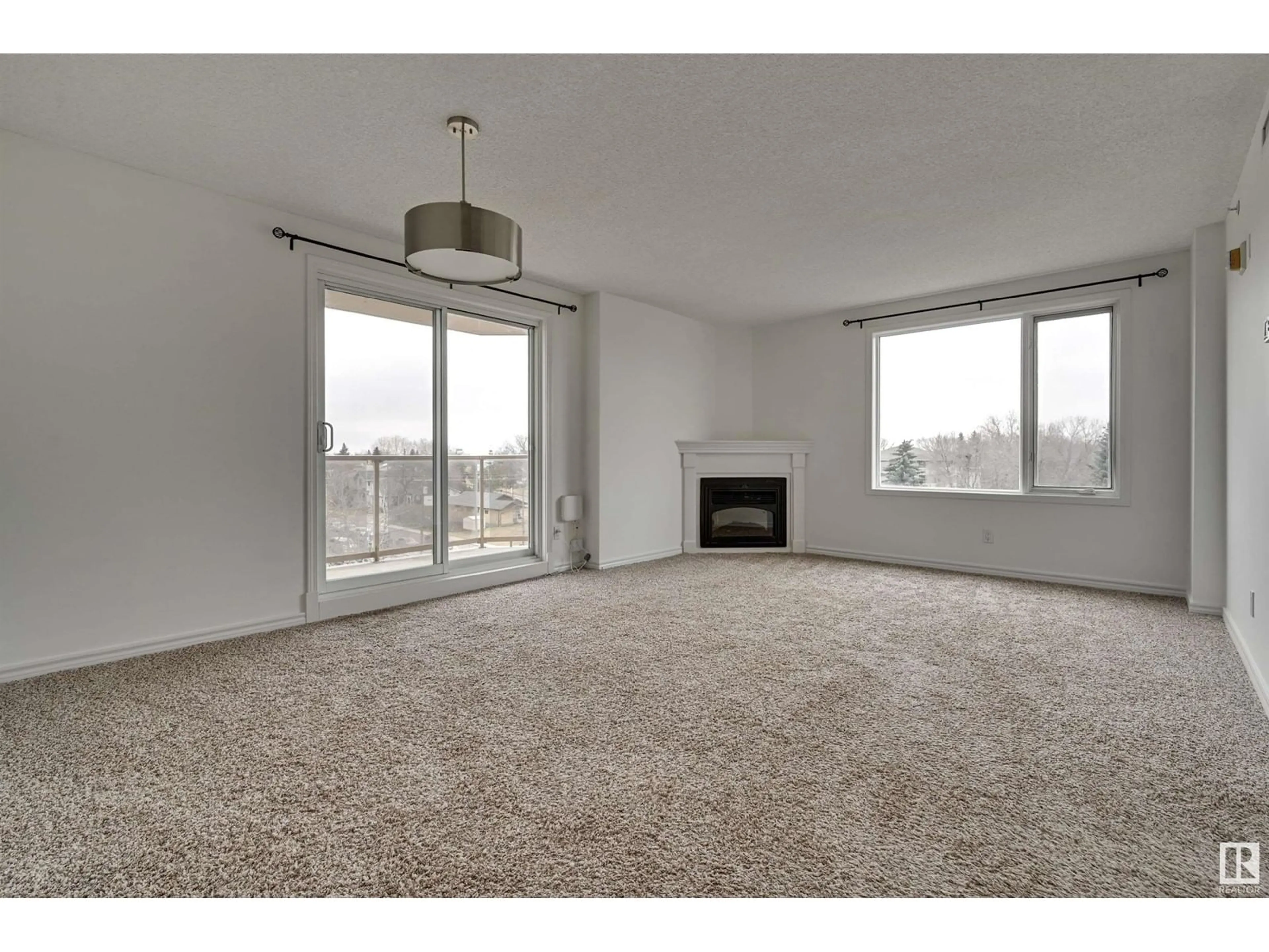 A pic of a room, carpet floors for #505 10649 SASKATCHEWAN DR NW, Edmonton Alberta T6E6S8