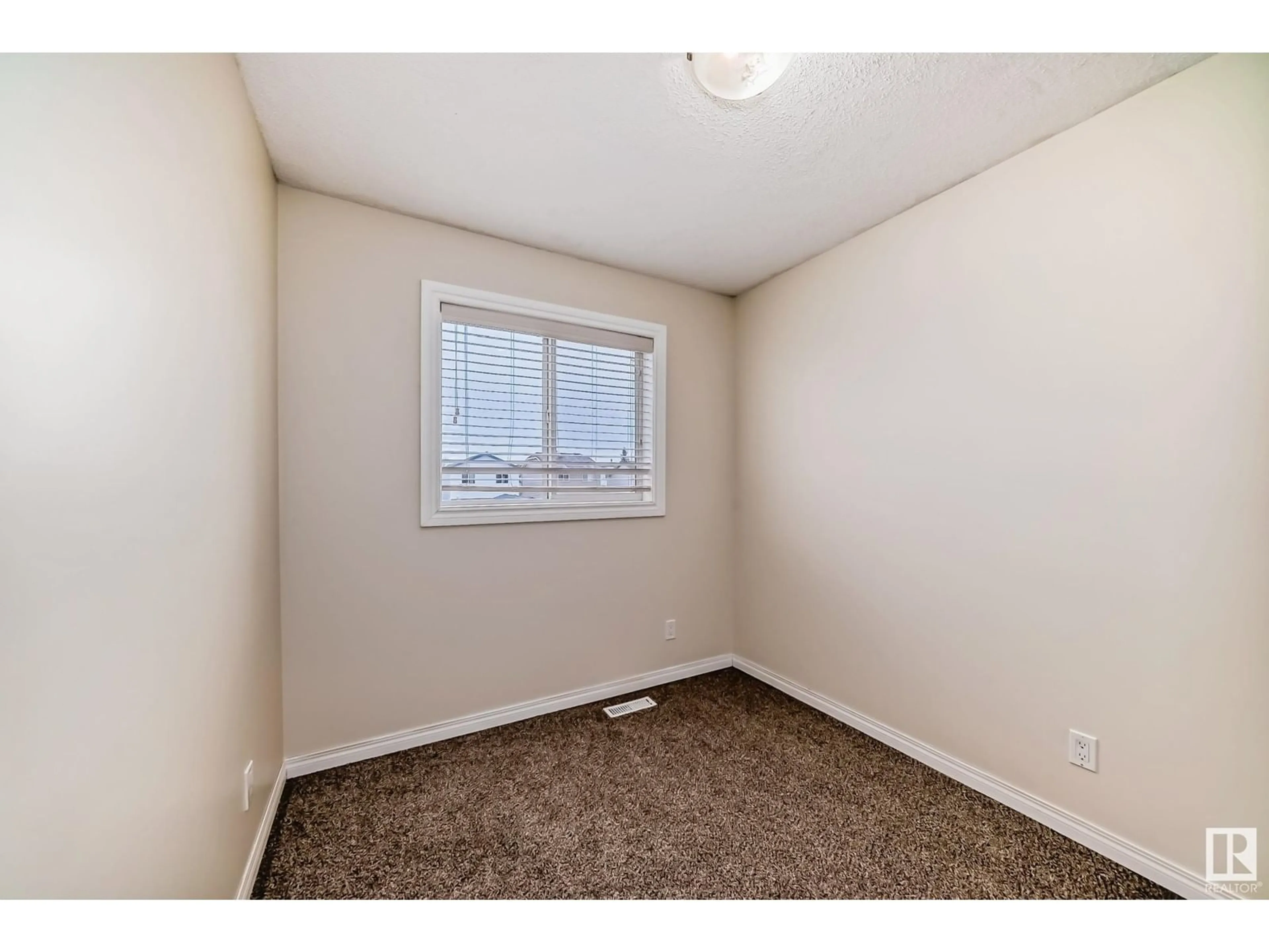 A pic of a room for 56 Martin Crossing Crescent NE, Calgary Alberta T3J3S8