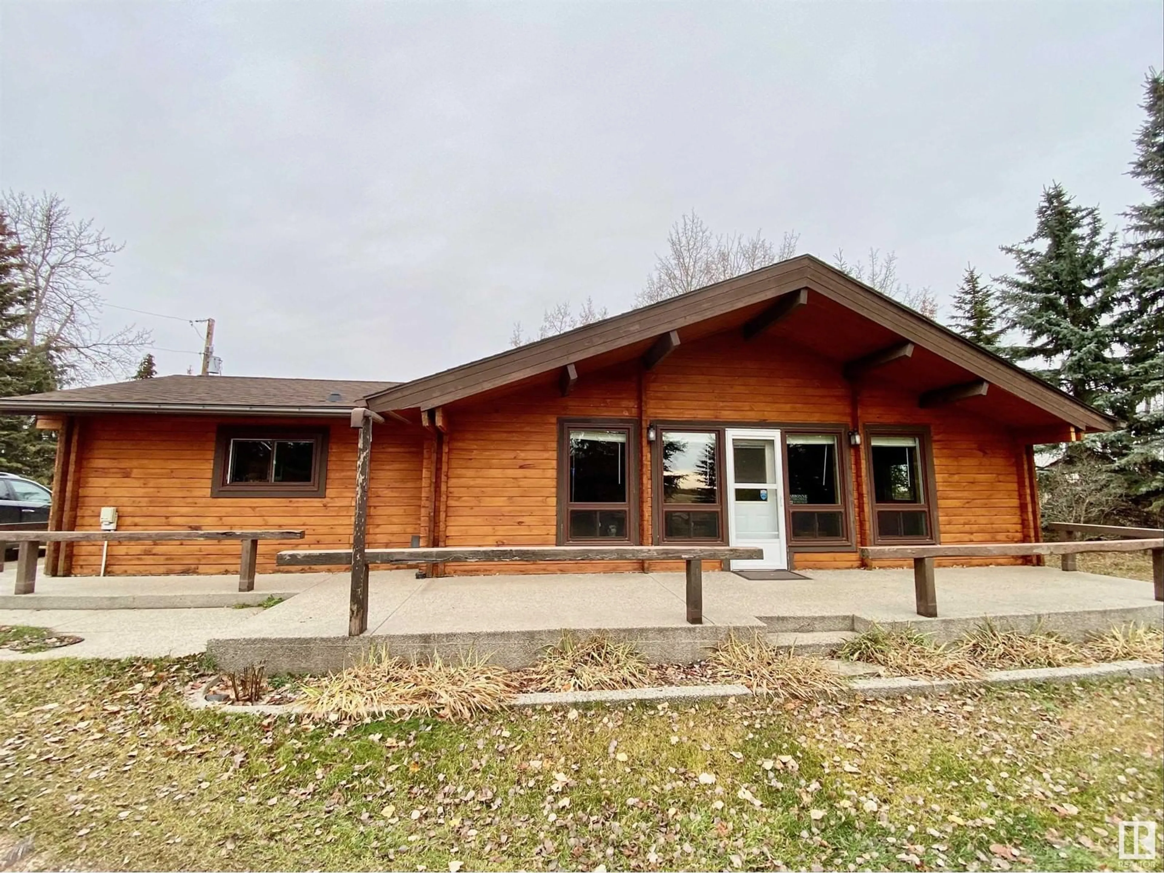 Frontside or backside of a home, the front or back of building for 21344 Sec Hwy 617, Rural Camrose County Alberta T0B1W0