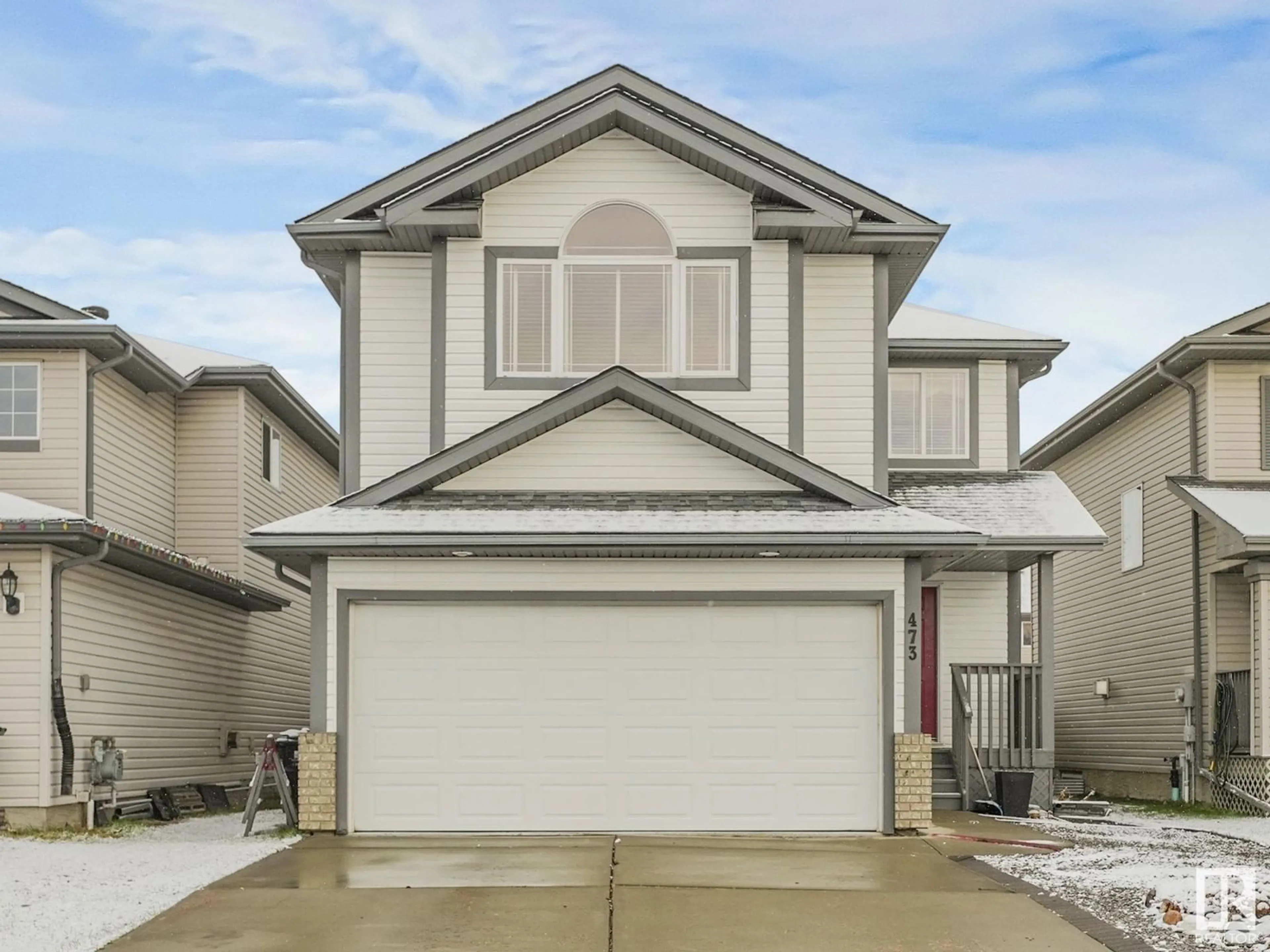 Frontside or backside of a home, the street view for 473 Foxboro WY, Sherwood Park Alberta T8A6K5